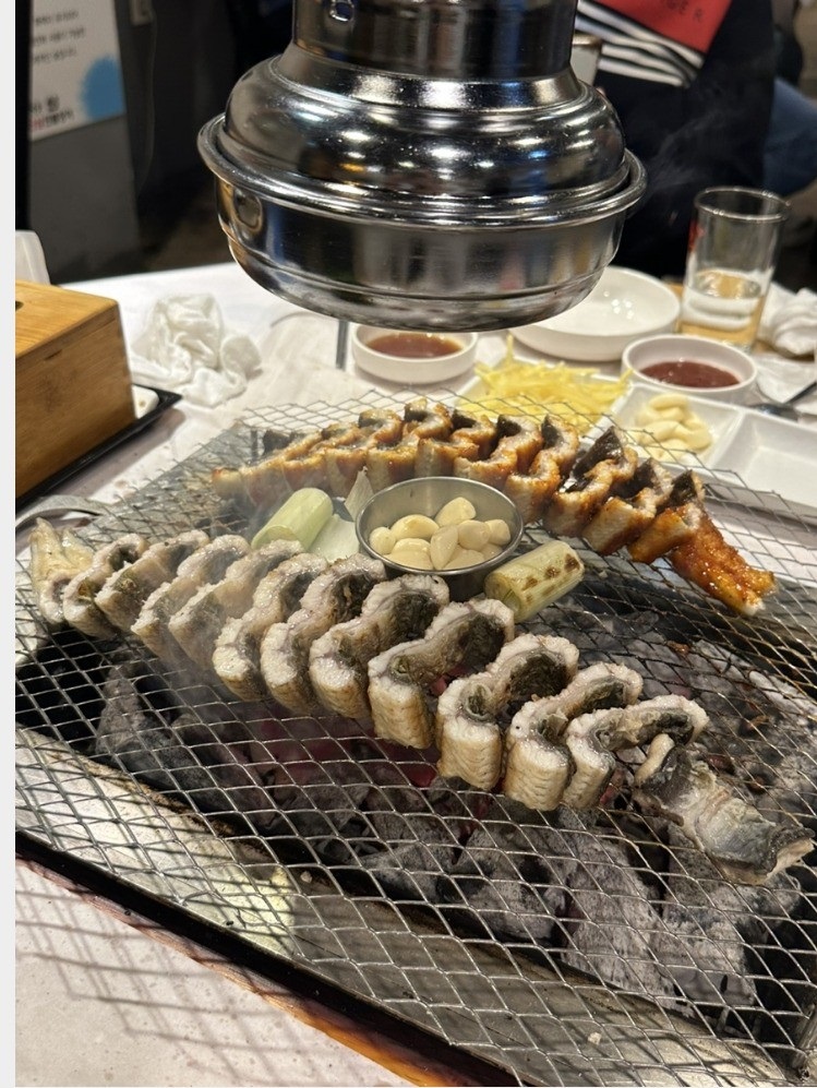 만석꾼풍천산삼민물장어