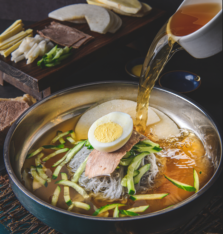 물냉면