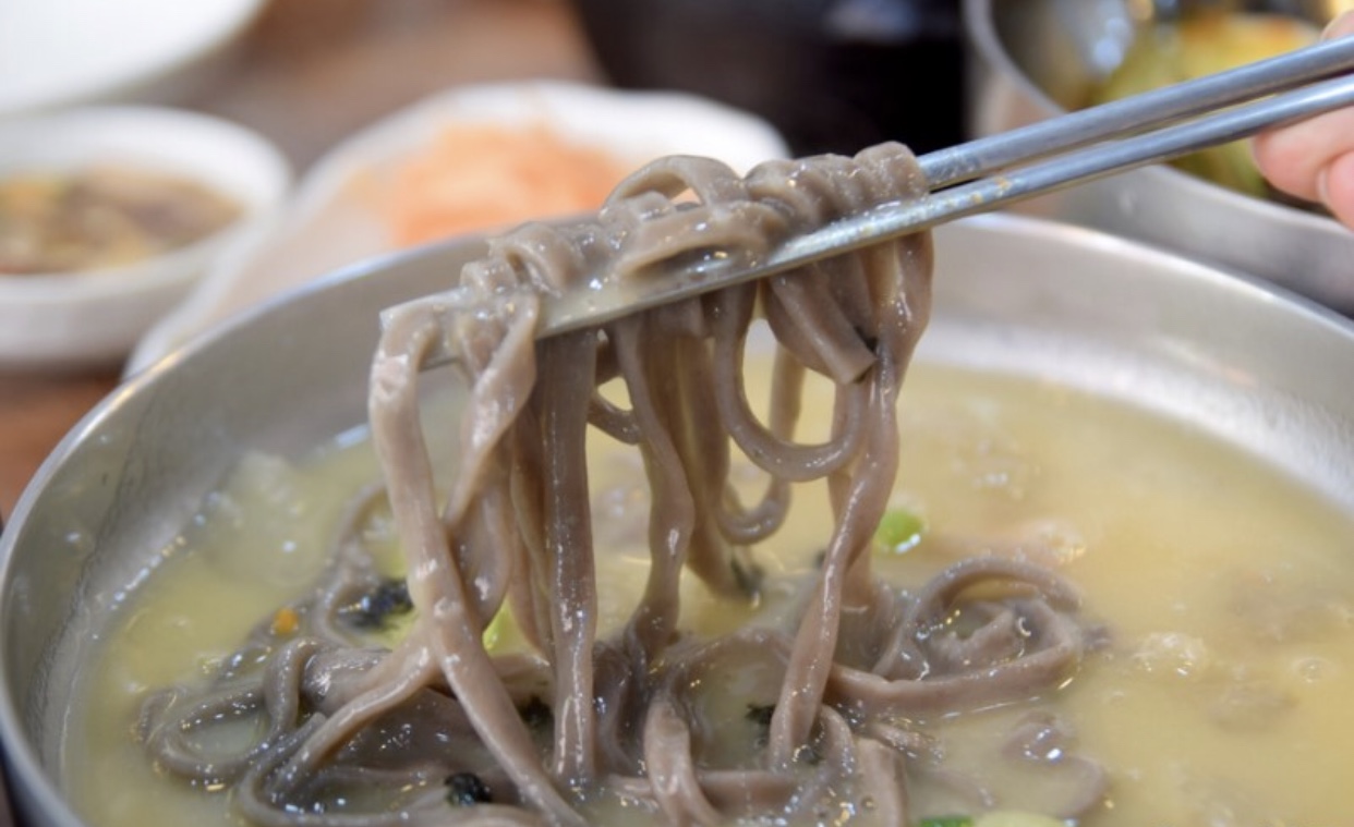 봉평옹심이메밀칼국수