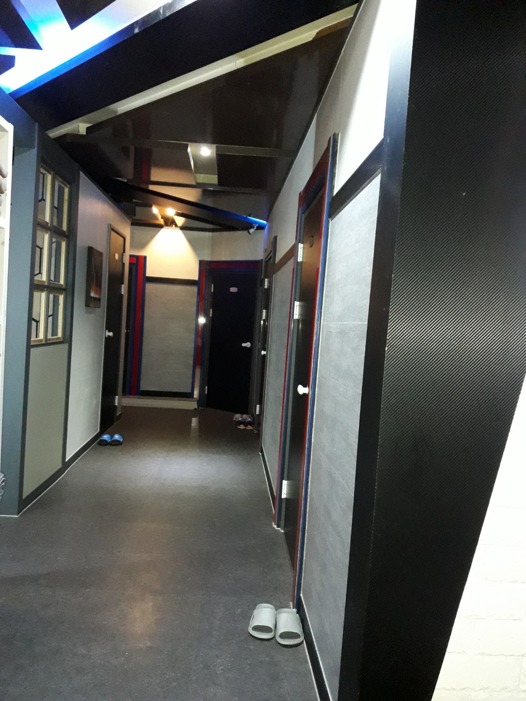 Y타이아로마 photo 4