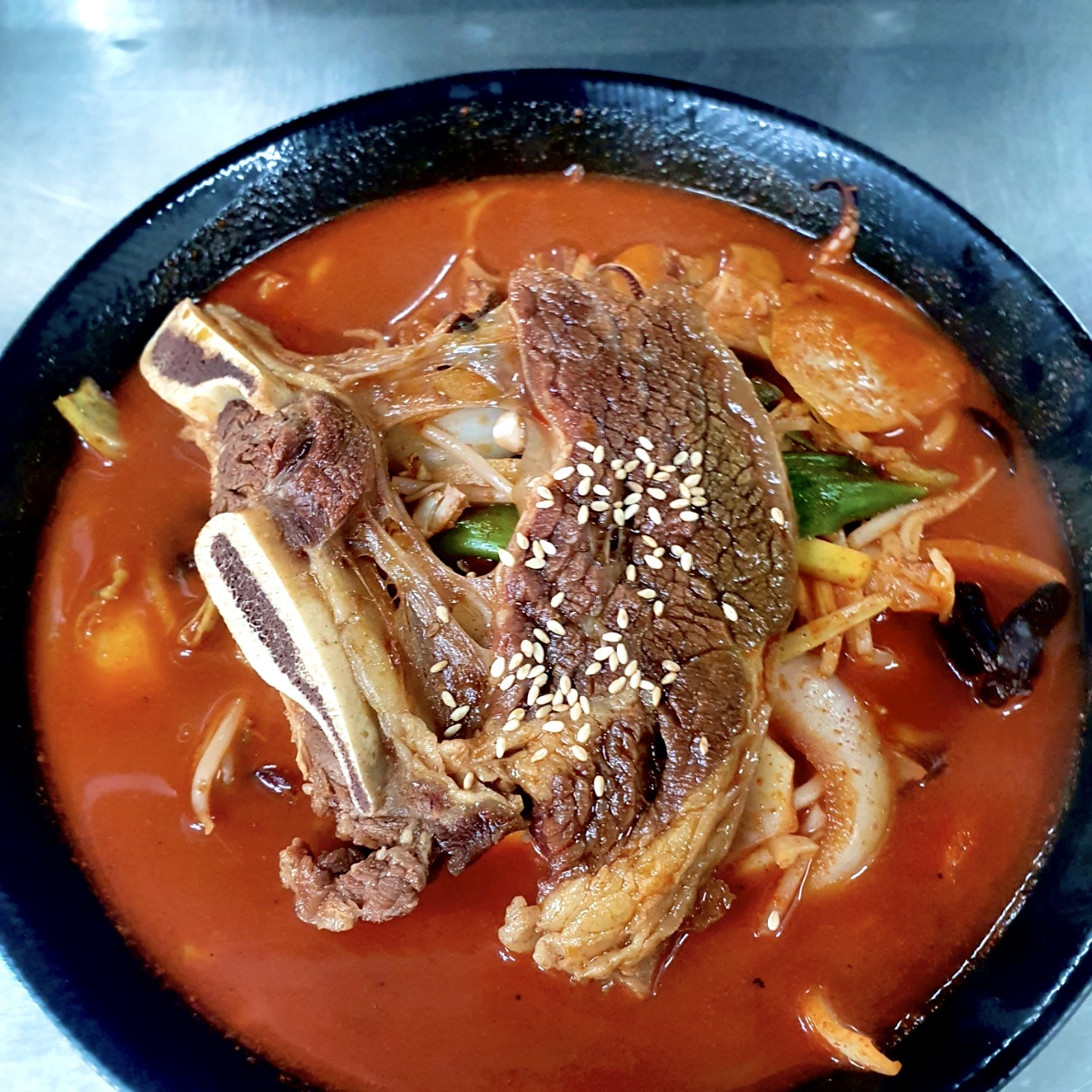 흥용각