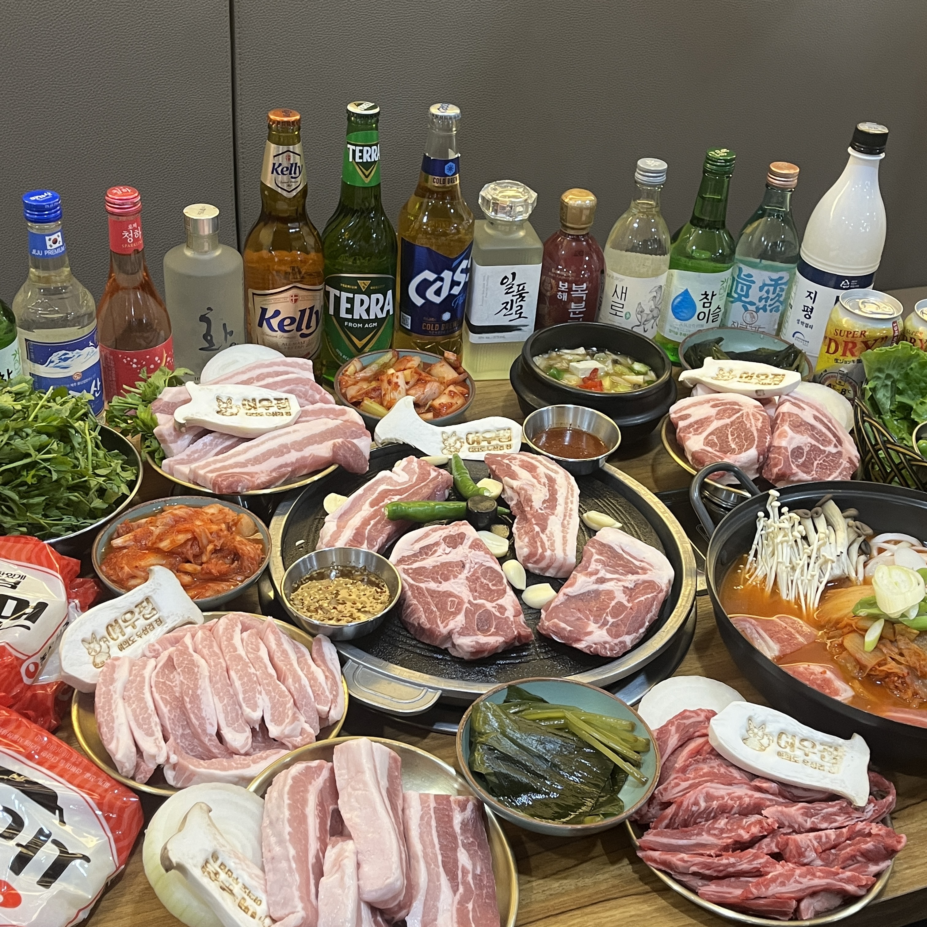 여의도우삼겹집 여의도역본점
