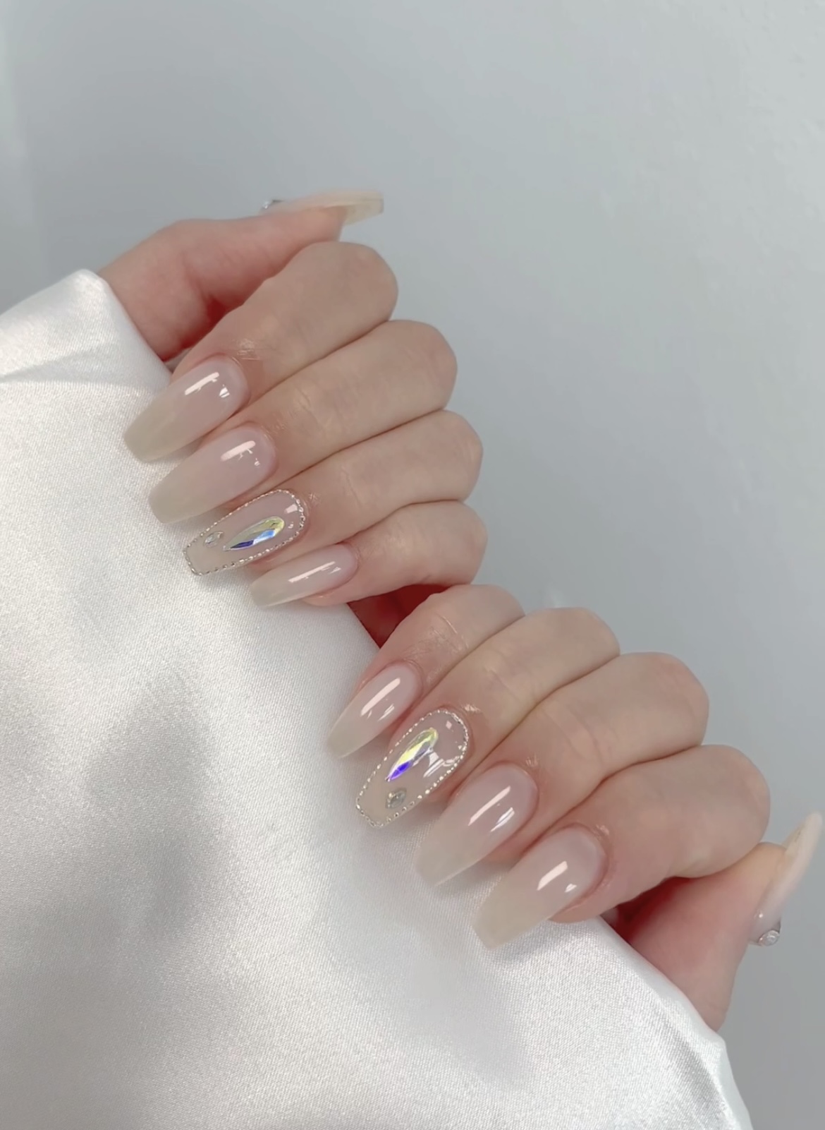 네일묘연