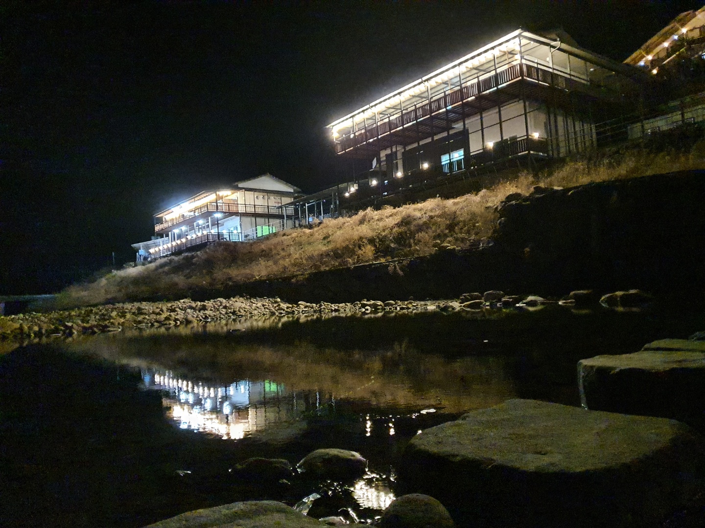 지리산 봉쥬르펜션