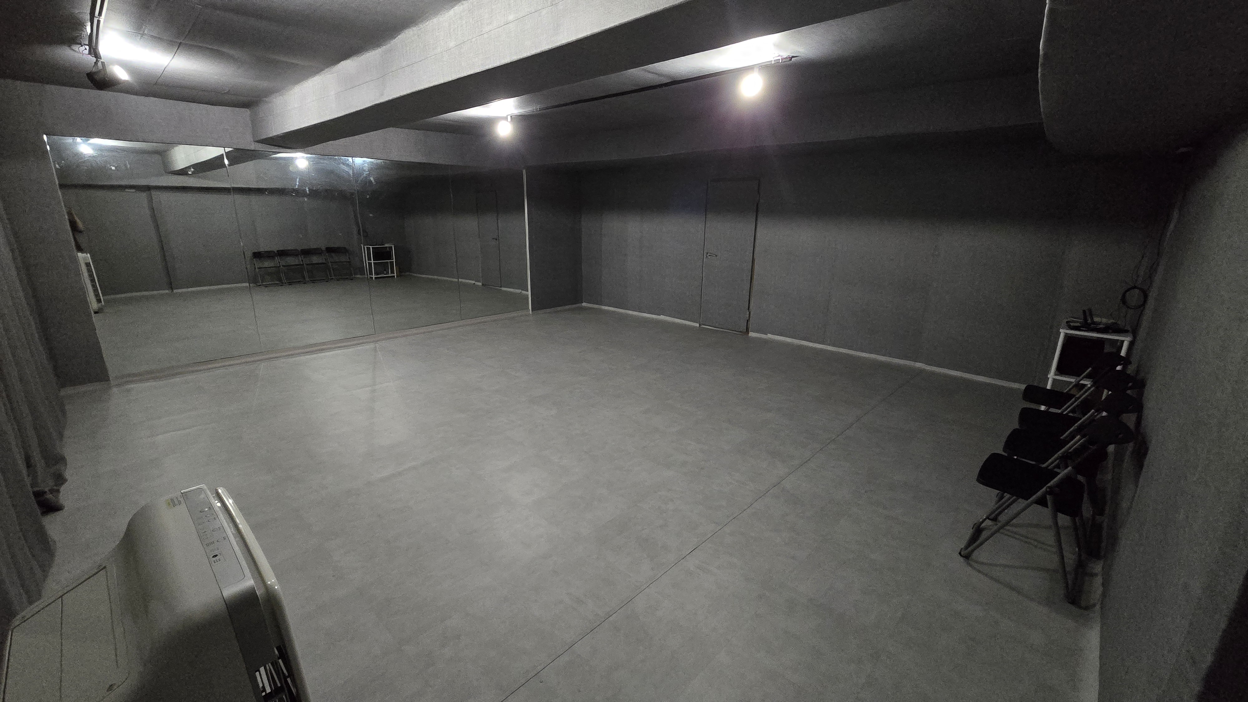 1번째 스튜디오 사진