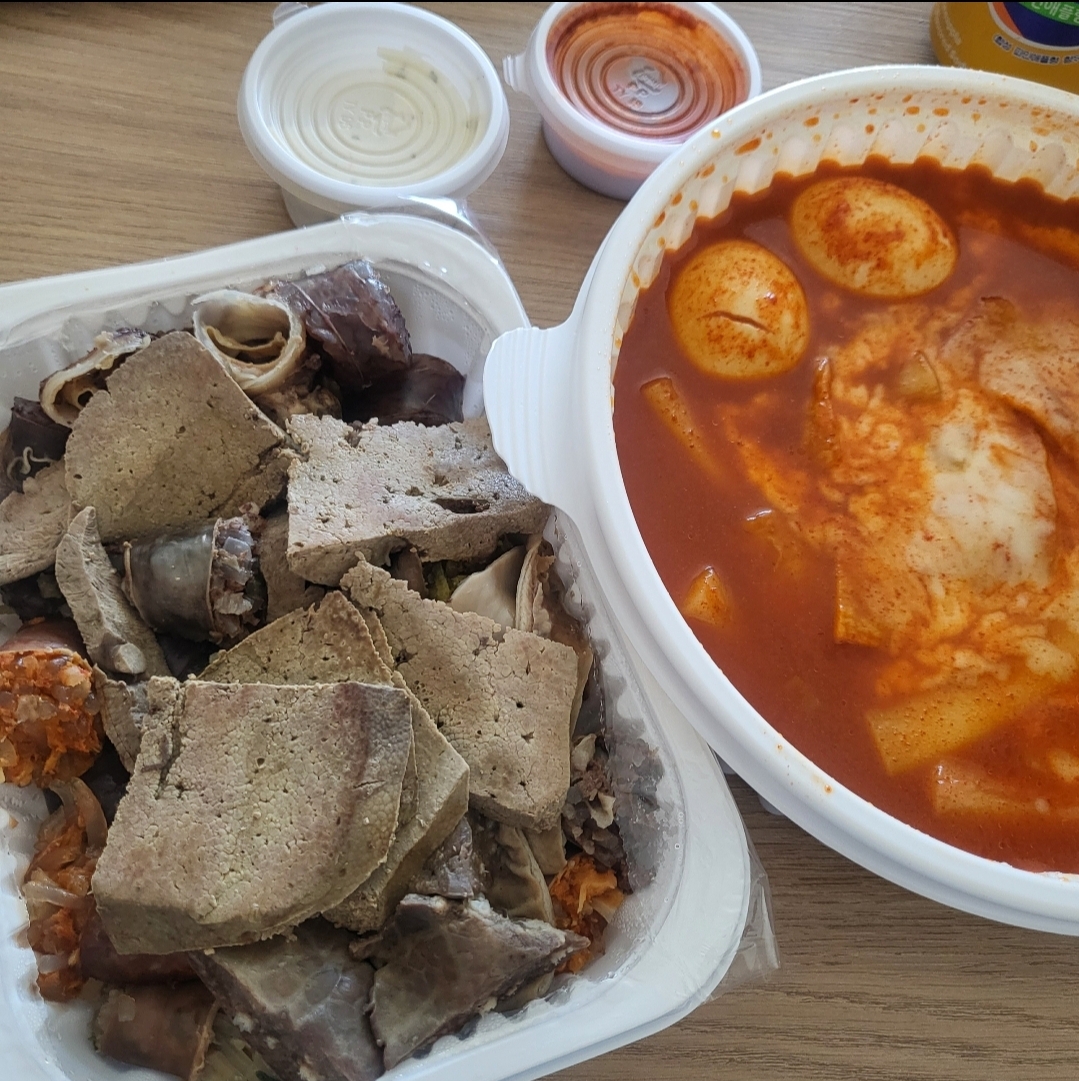 팔천순대꼬마김밥 팽성점