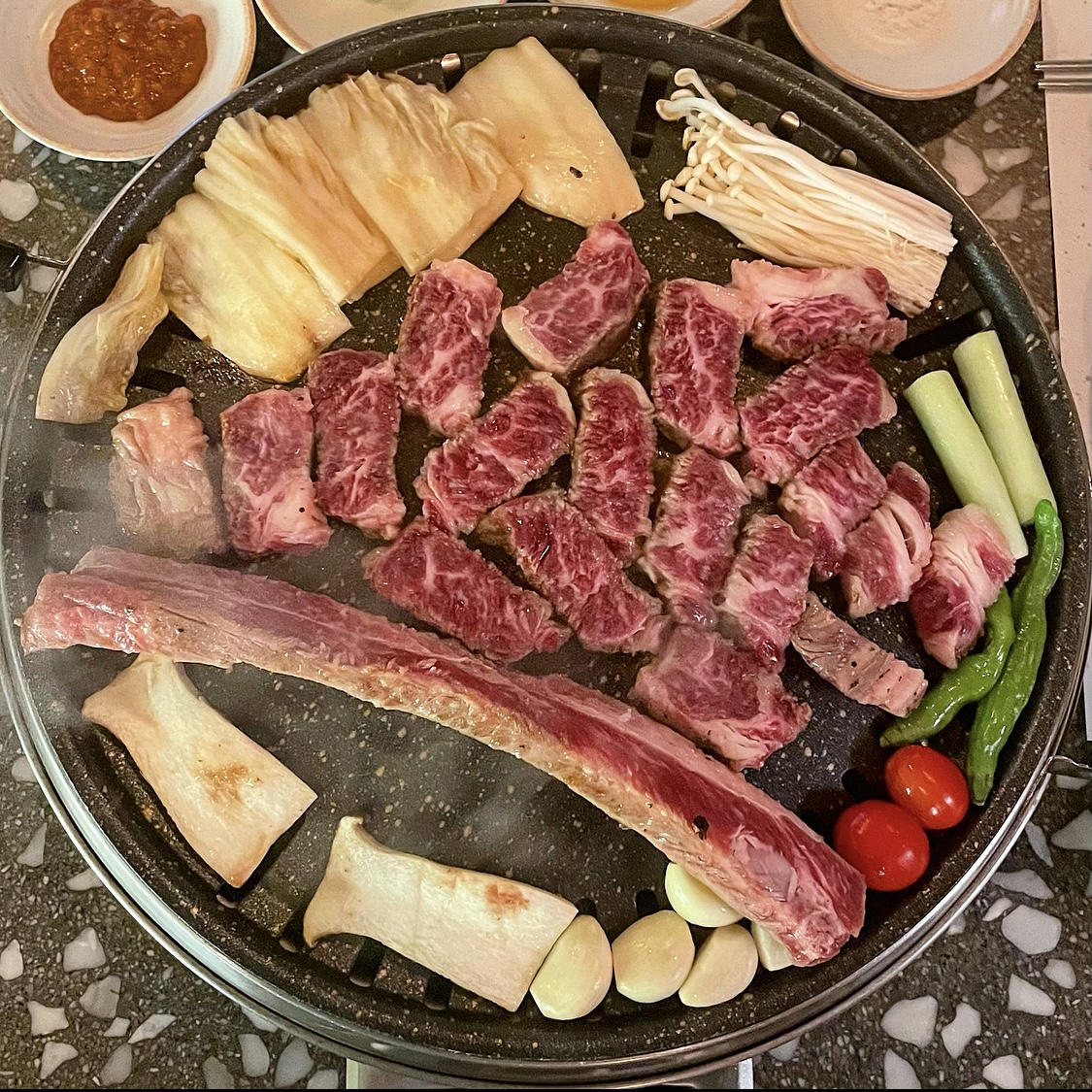 삼겹살 대전 중구 우수업체 오겹살 돼지껍데기 돼지뒷고기 항정살 통삼겹 한돈 목살 문선