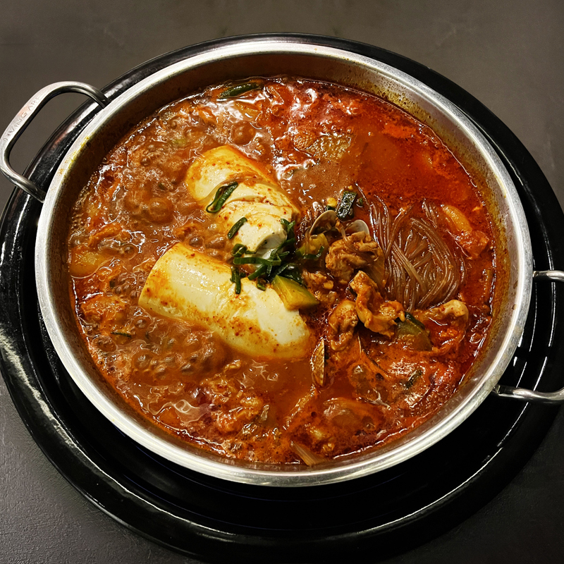 암사골 숯불닭갈비 성신여대점