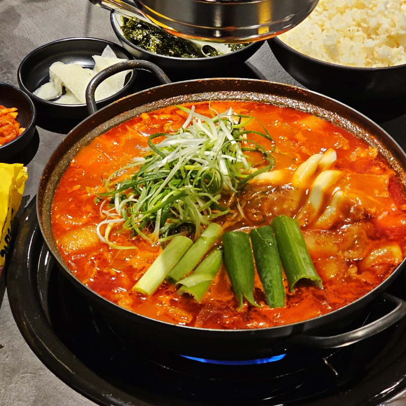 암사골 숯불닭갈비 성신여대점