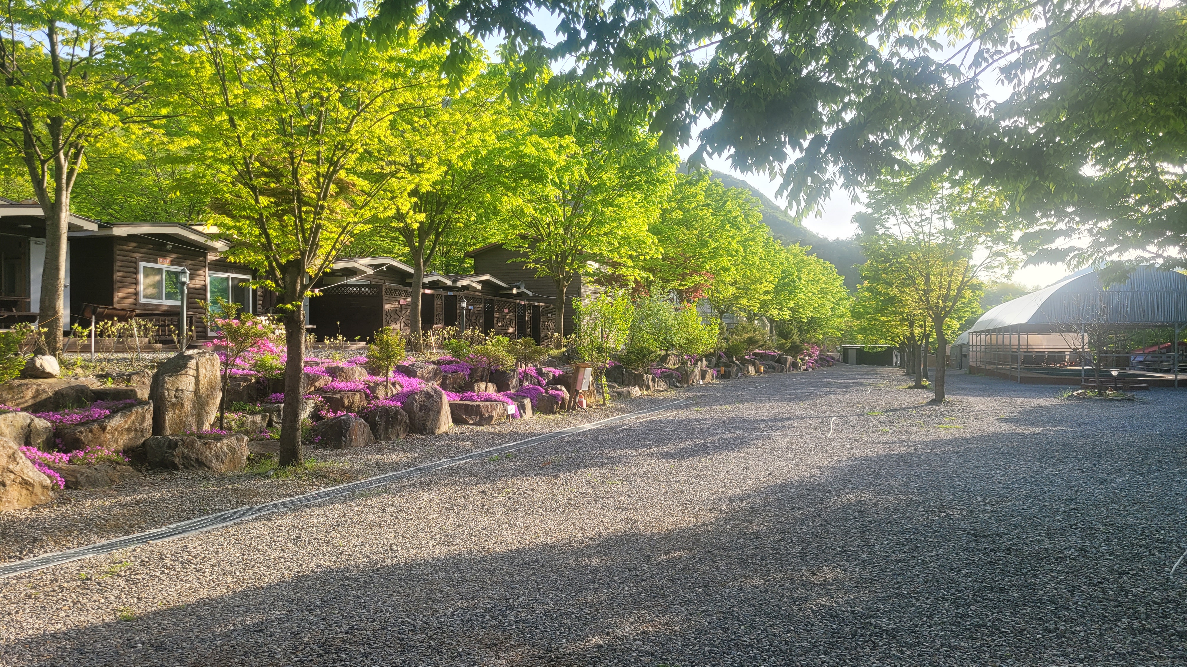 더 하루만 캠핑장 — 괴산군