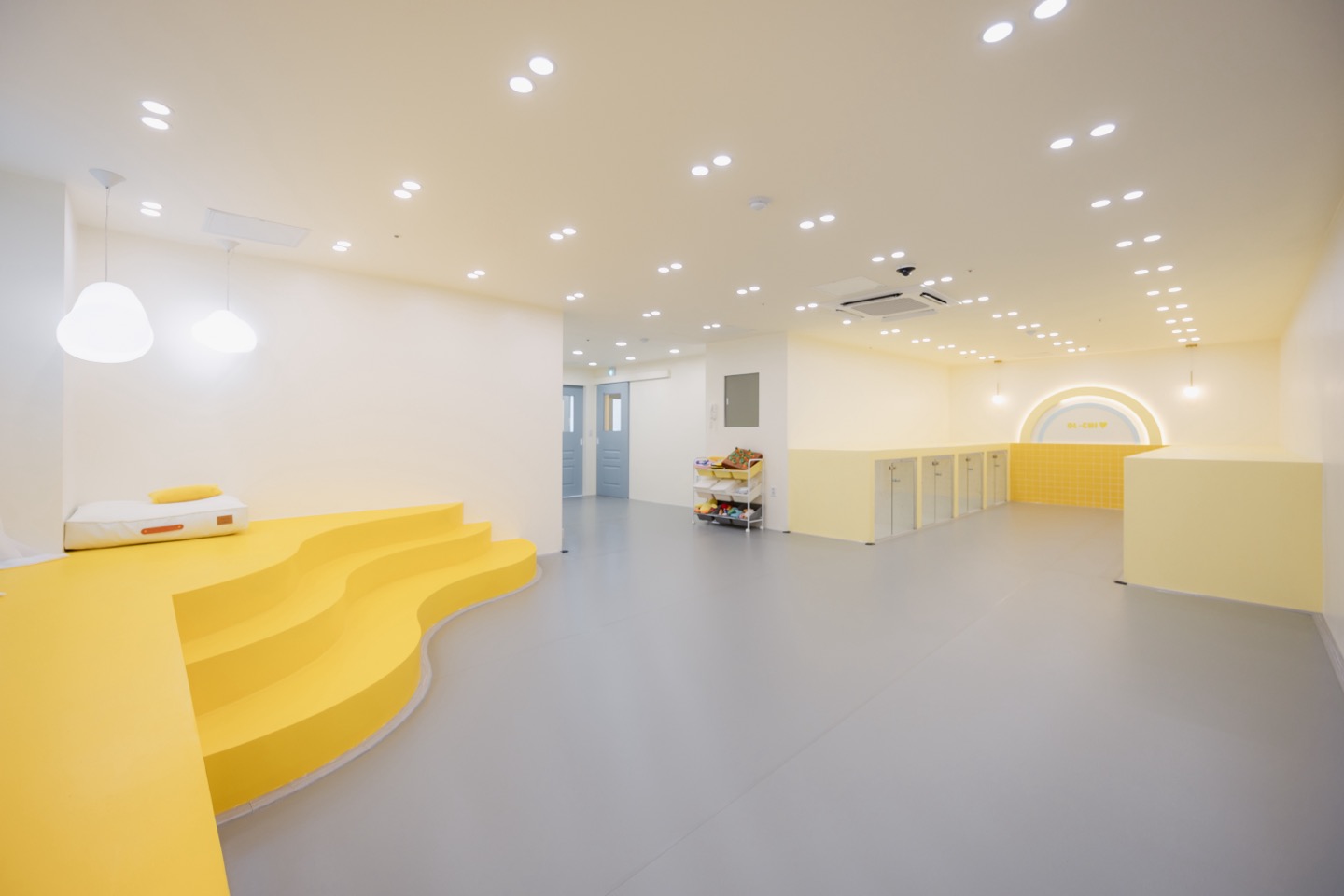 올치애견유치원 / 호텔 / 미용 / 데이케어 대표 이미지