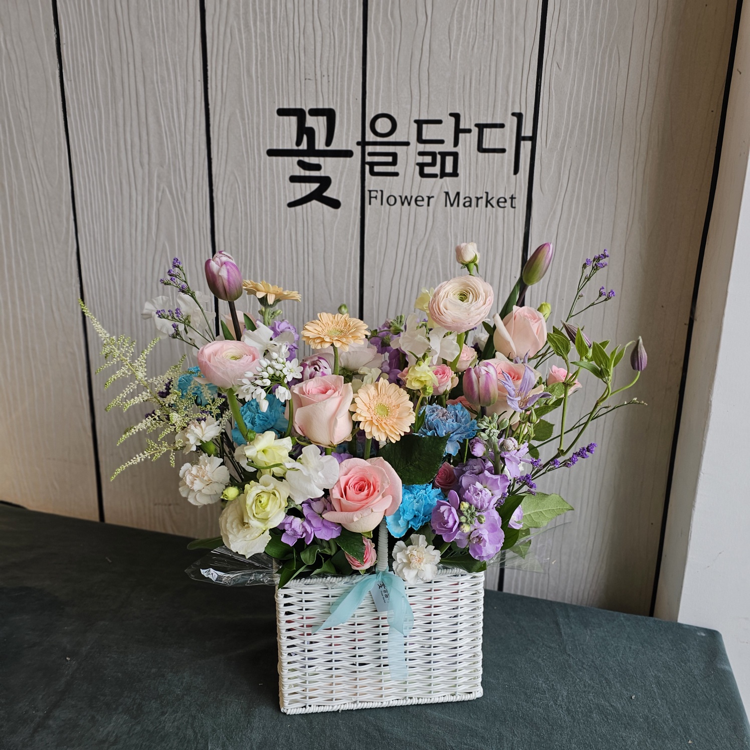 꽃을닮다꽃집 제천점