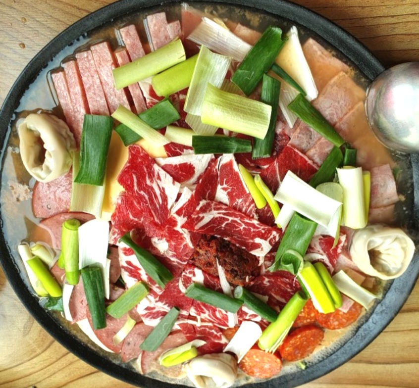 두꺼비부대찌개 설명사진