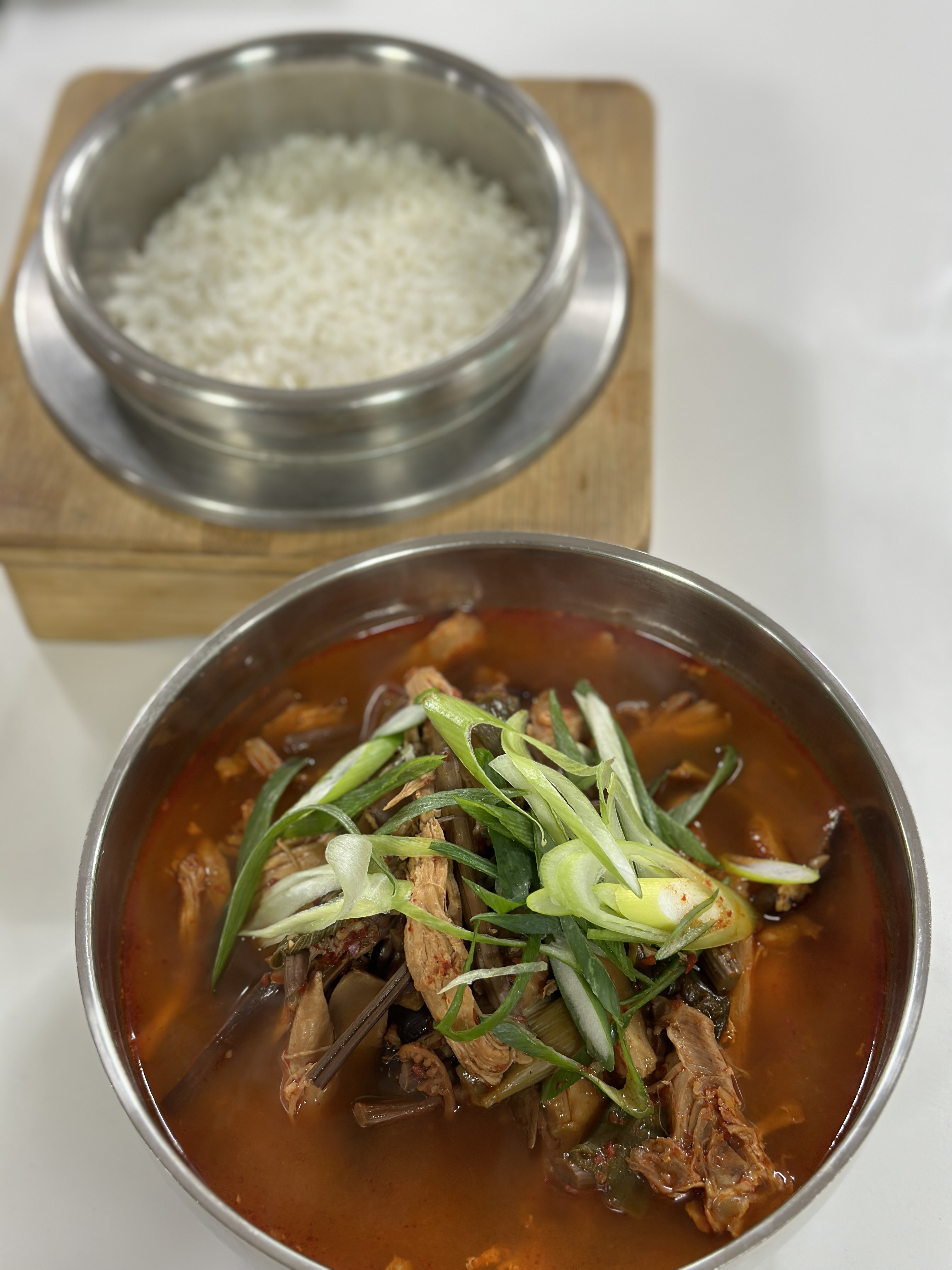 원조항아리칼국수