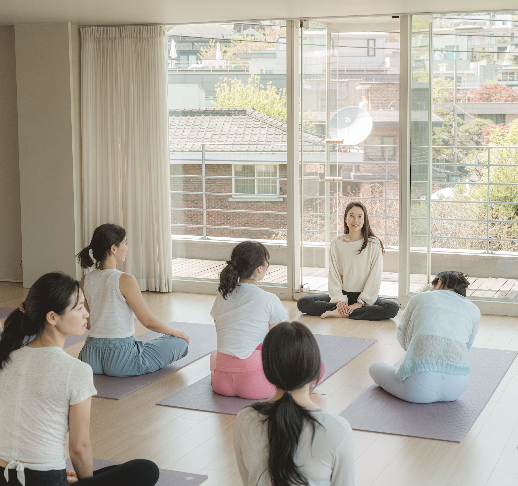 숨 쉬는 고래 대표 이미지