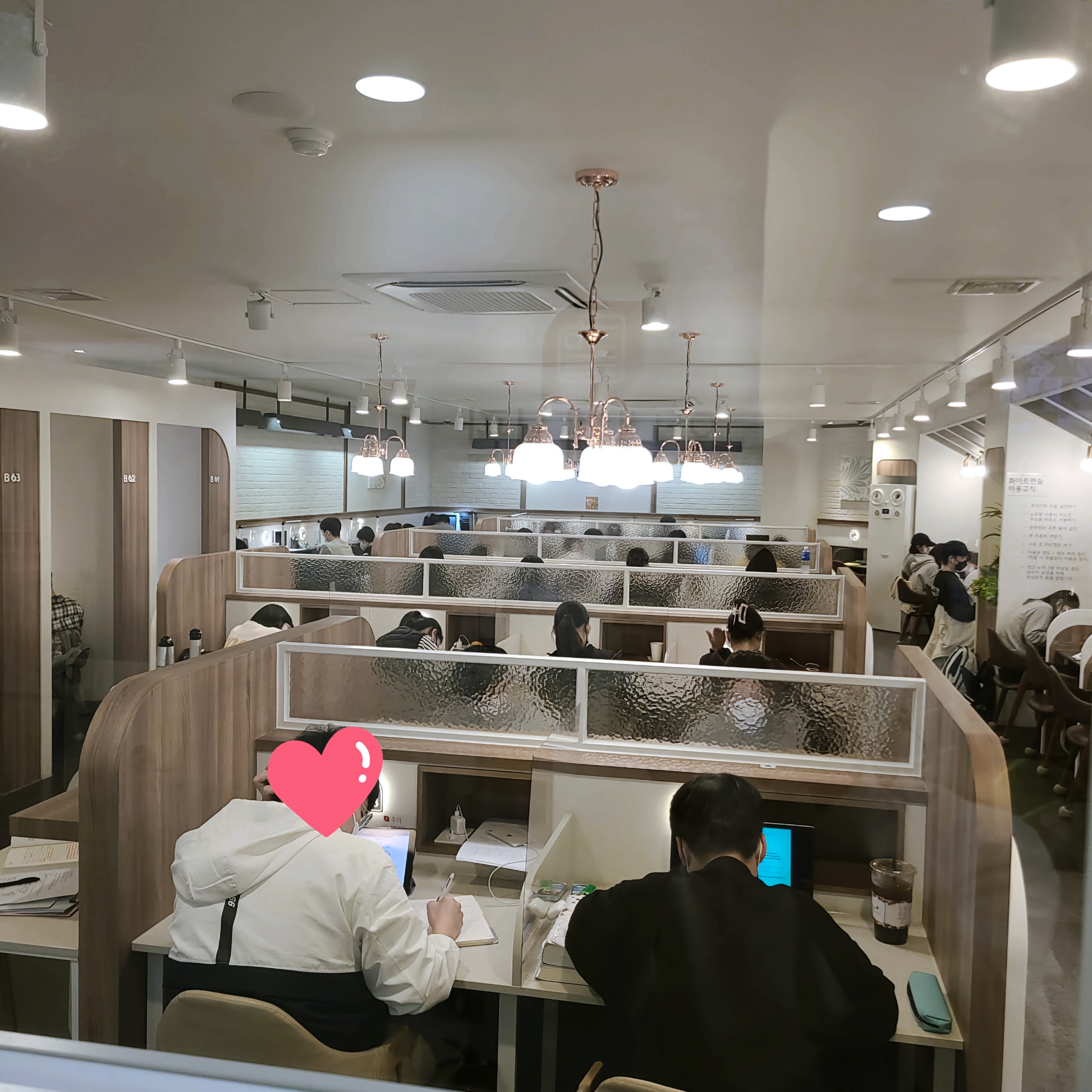 화이트펜슬스터디카페 양산중부점