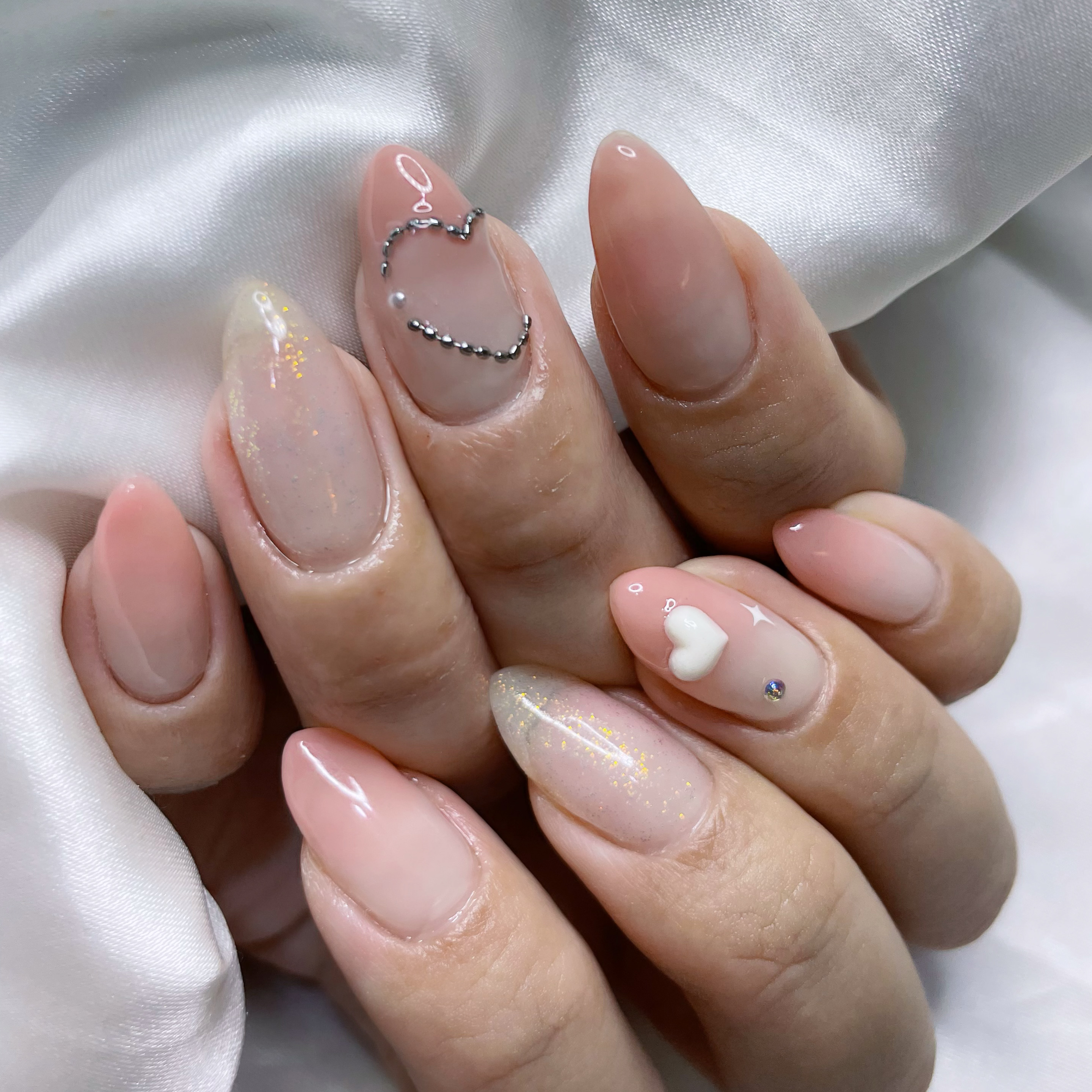 끌리나네일