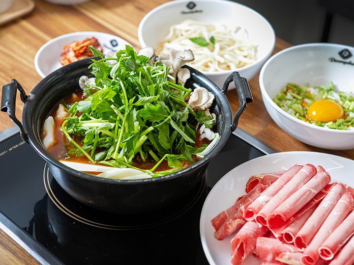 등촌샤브칼국수 명동점