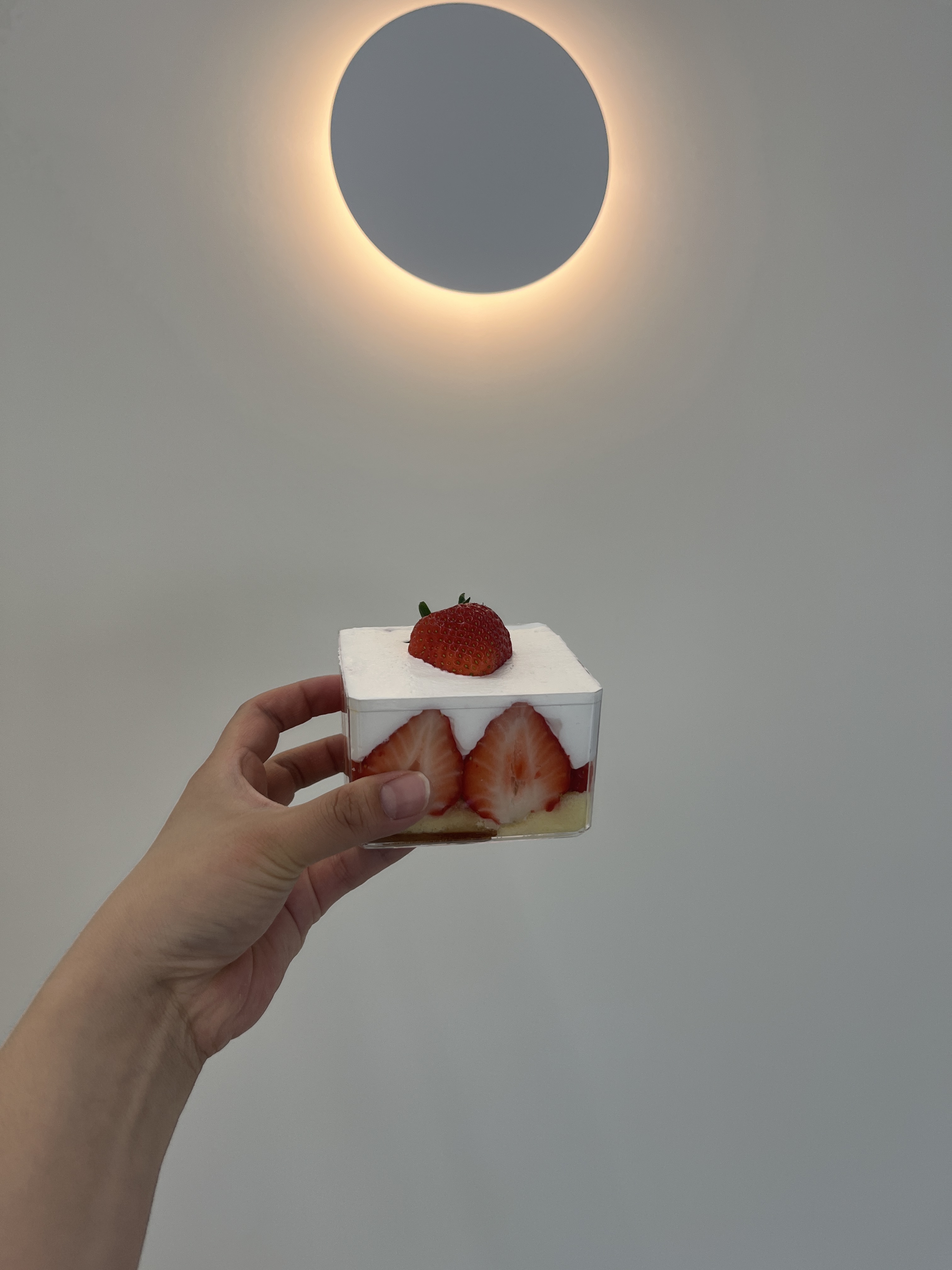 여유로이