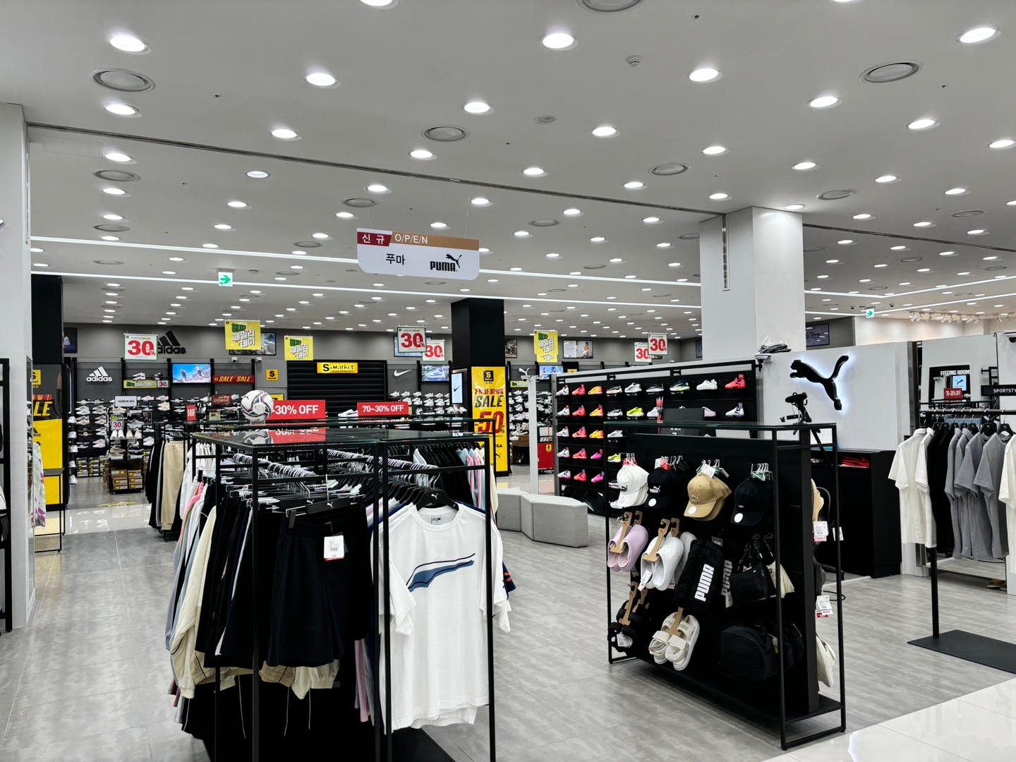 푸마 모다아울렛 전주김제점