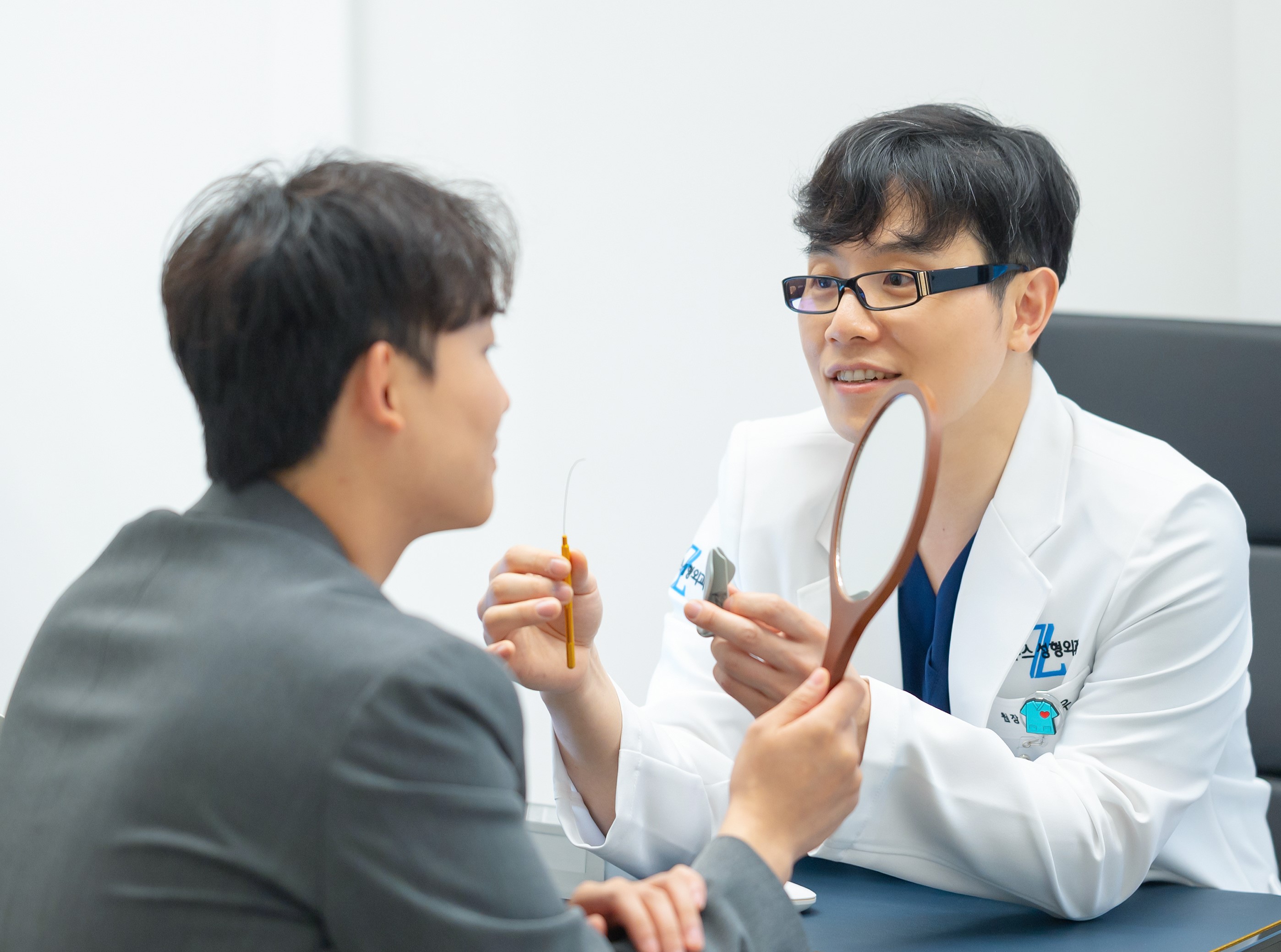 제우스성형외과 대표 이미지