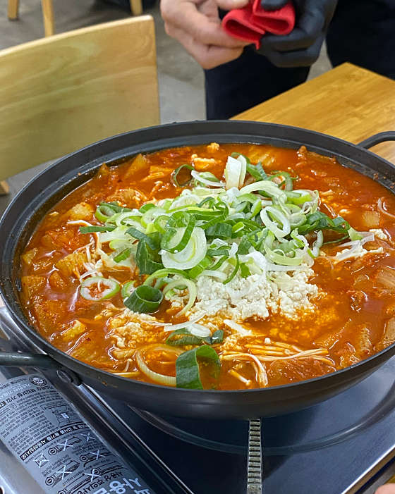 훈이김치찌개