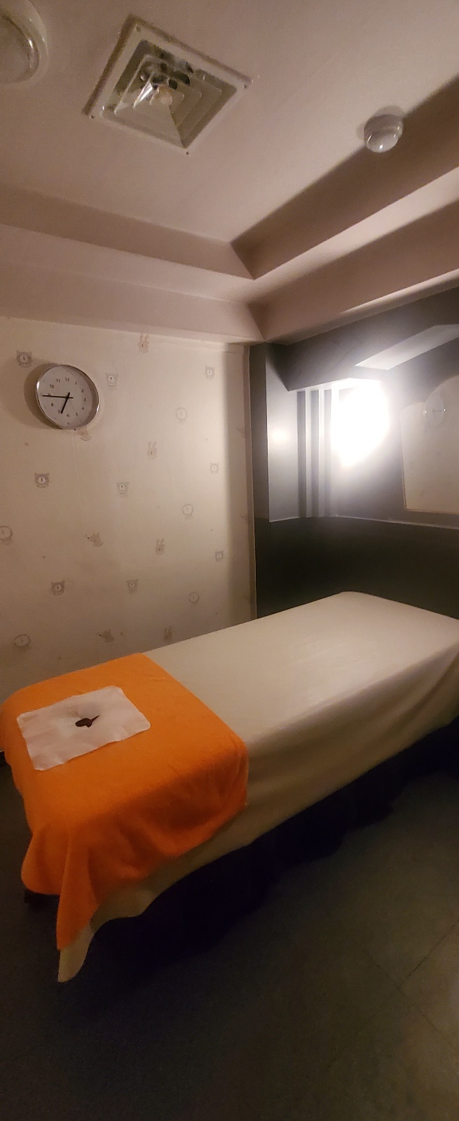 르네상스 (남부터미널역) 매장 사진 4