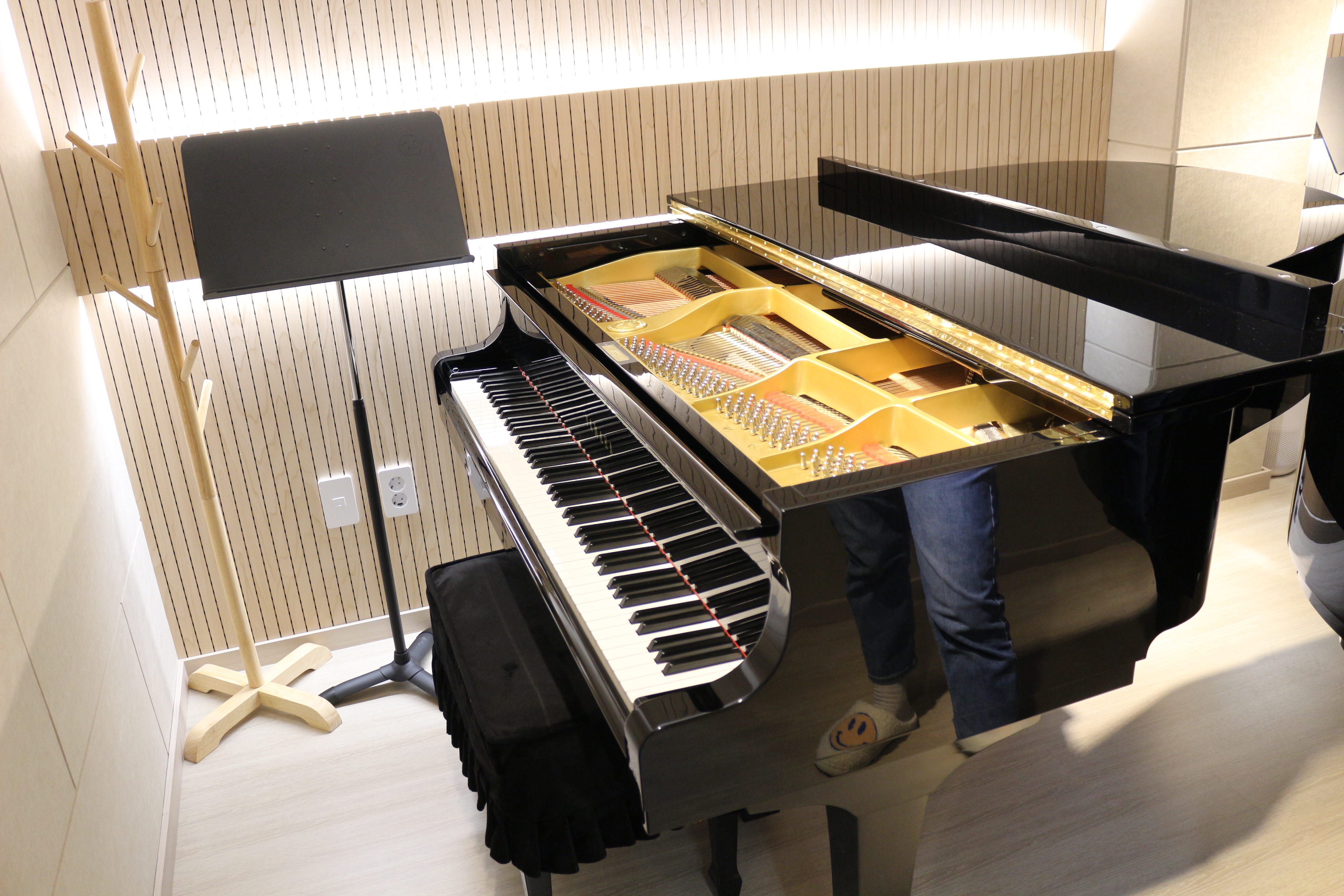 4번째 스튜디오 사진