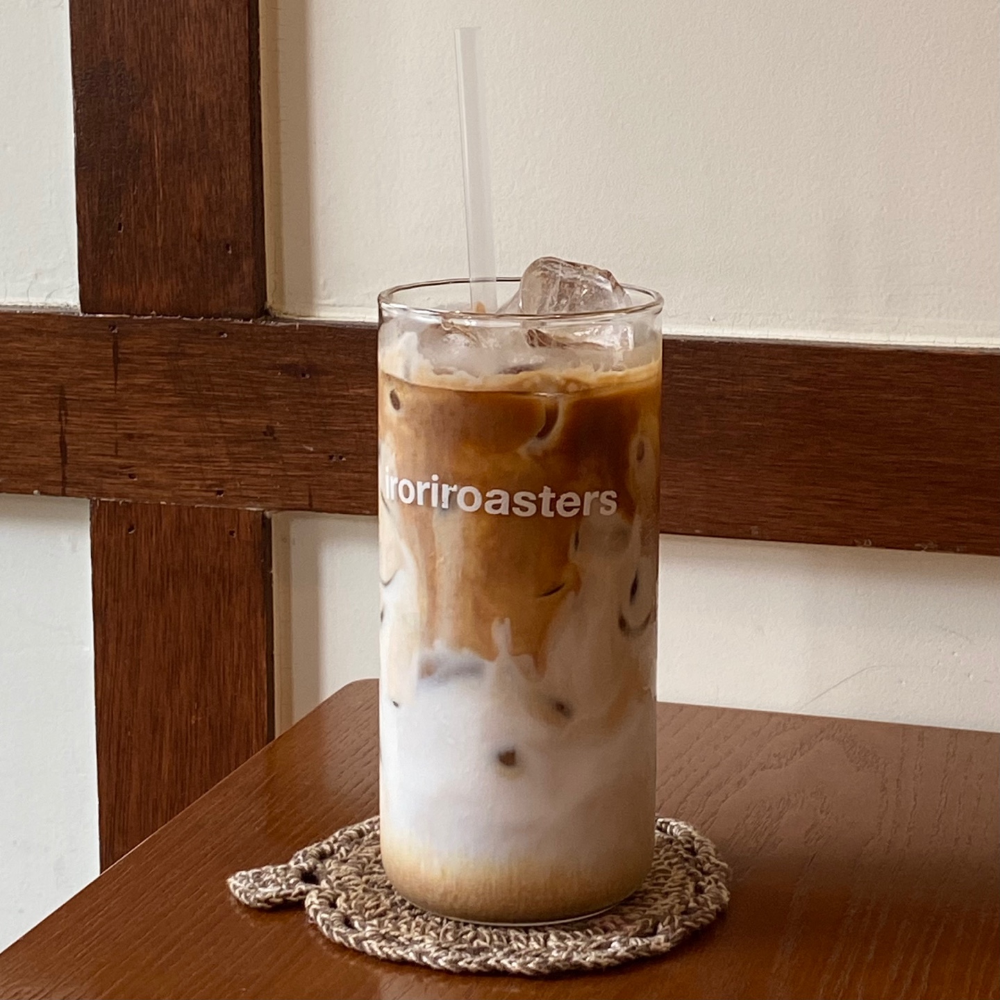 이로리로스터스