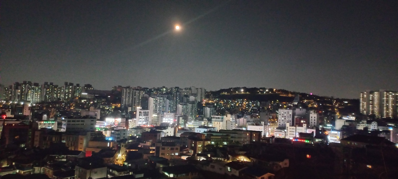 향월재