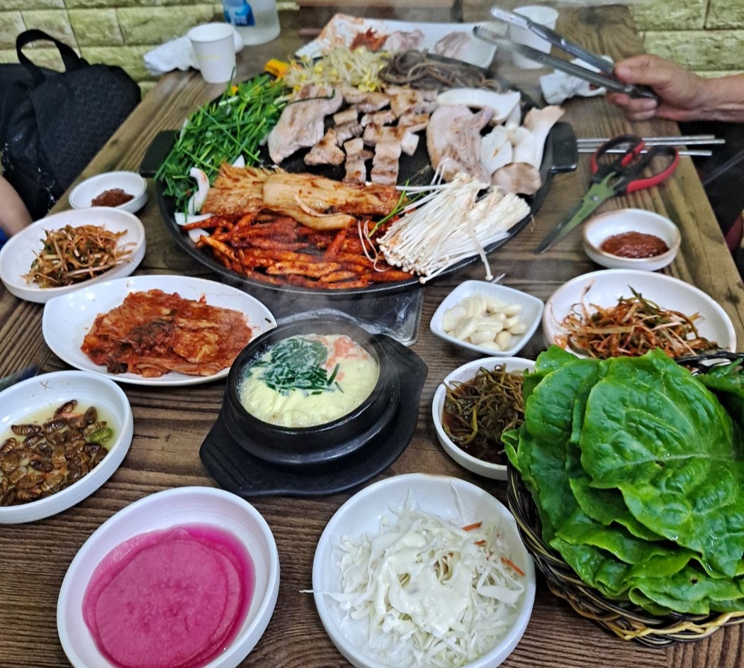 더덕솥뚜껑삼겹살 성정점