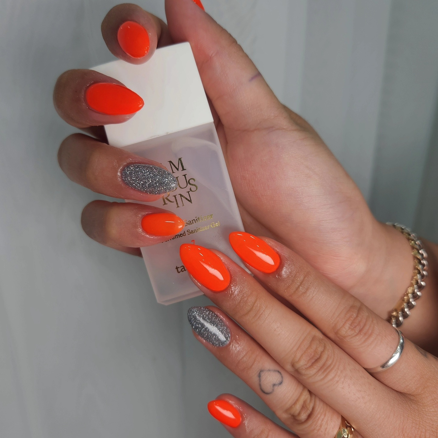 네뷸라 네일&뷰티 대표 이미지