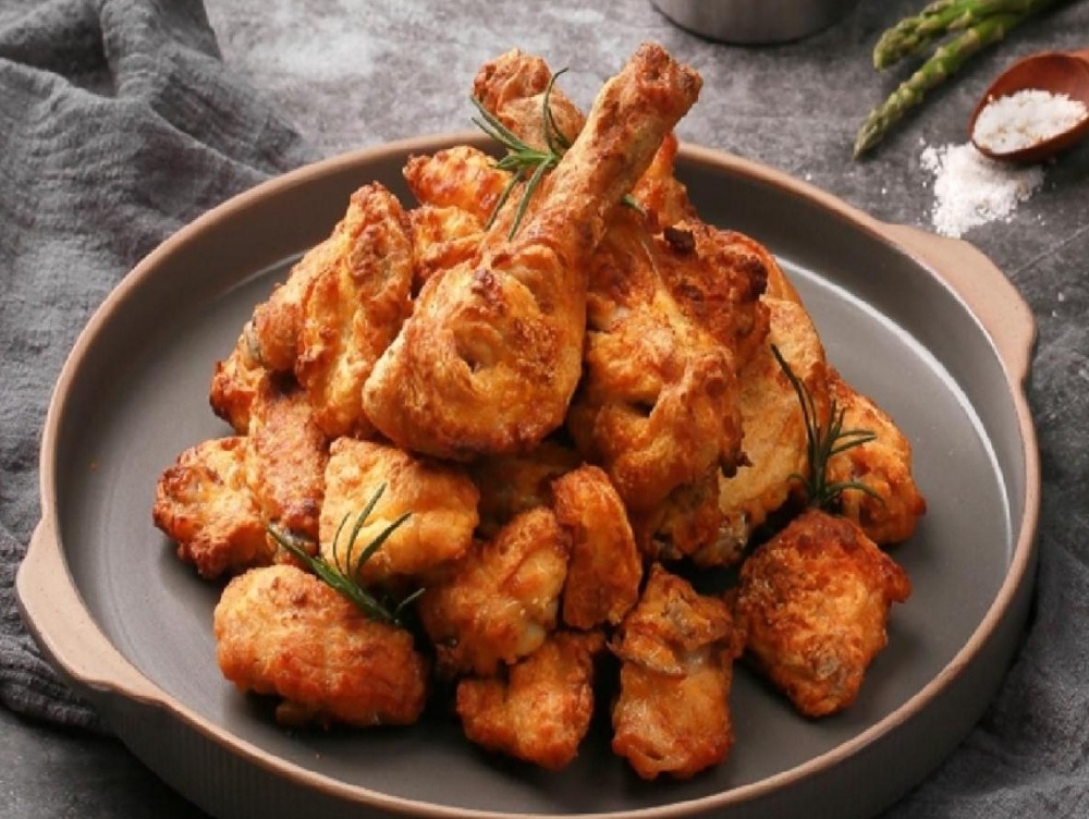 찐이야 숯불두마리치킨 아주점