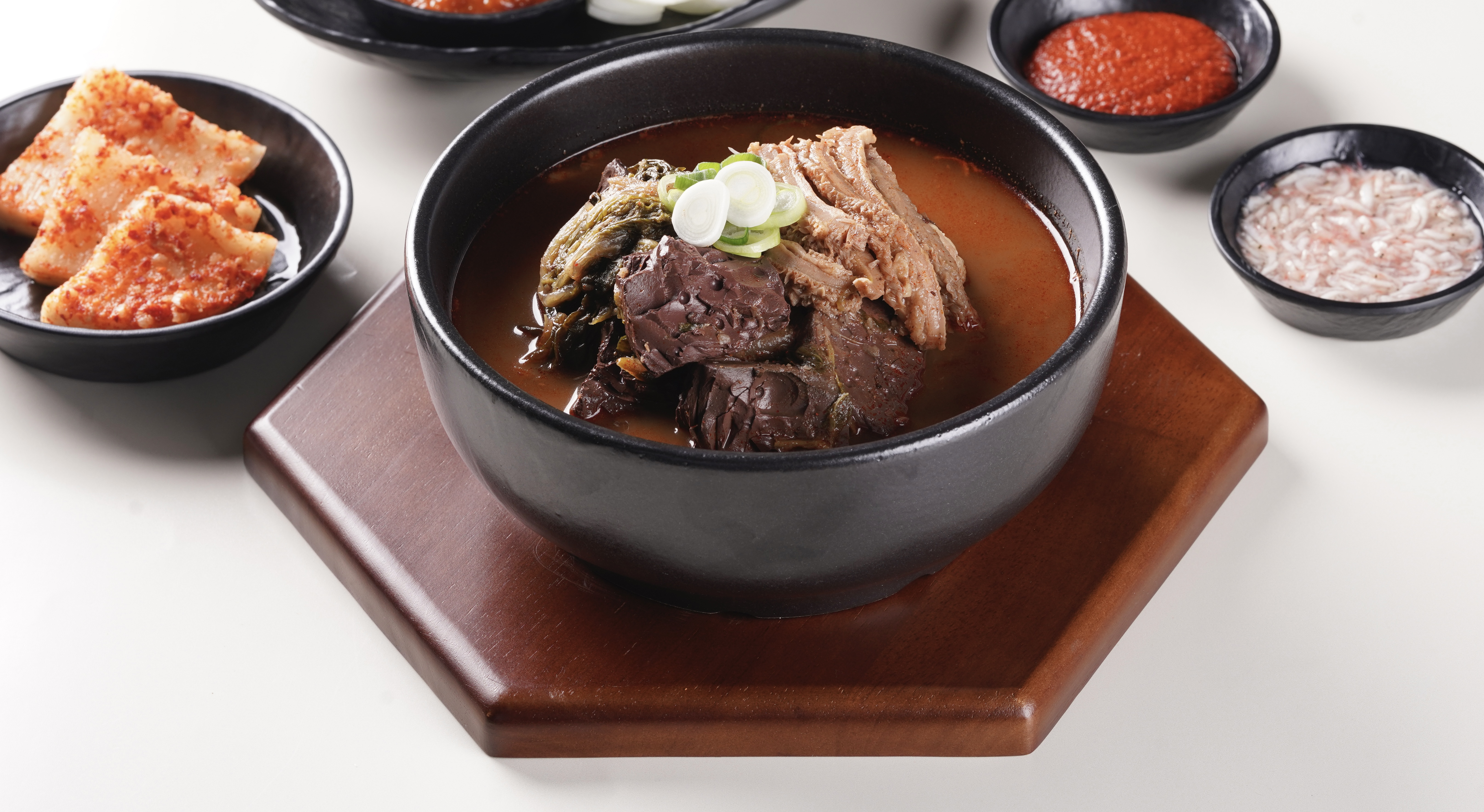 국진남 이대점