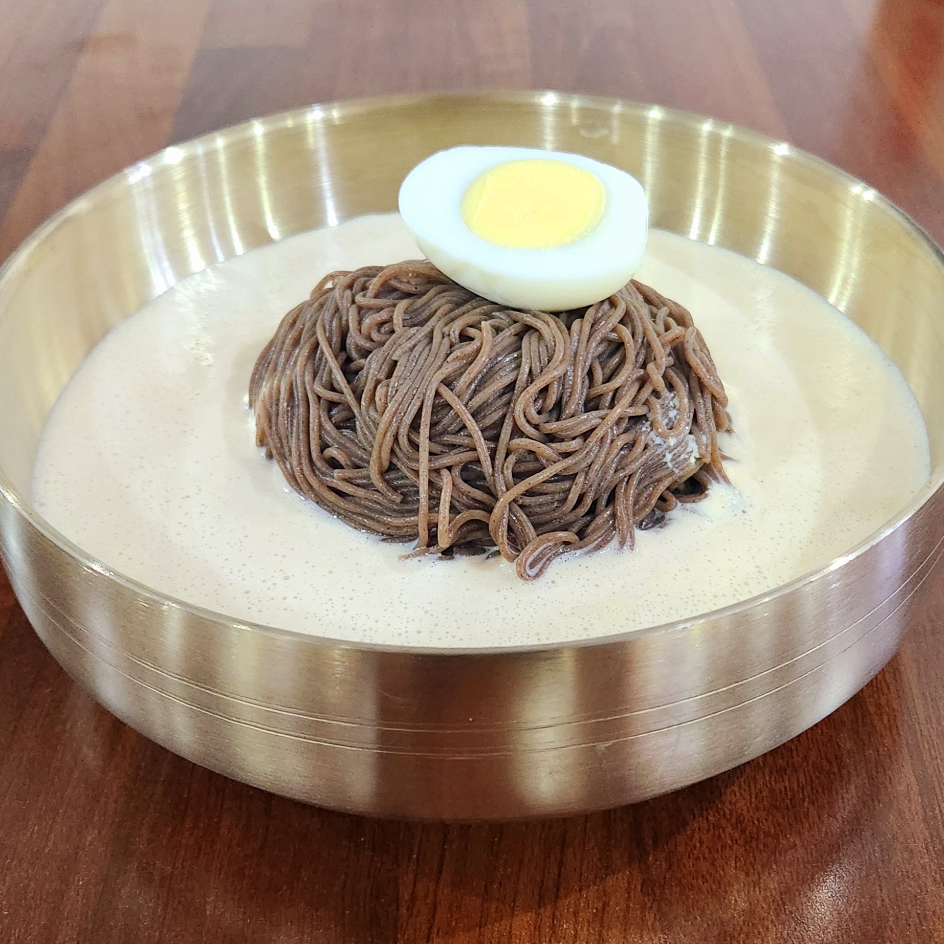 메밀골막국수