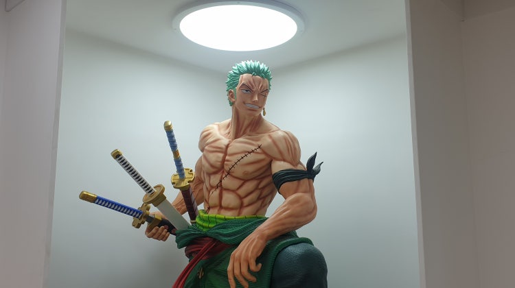 원피규어 매장 사진