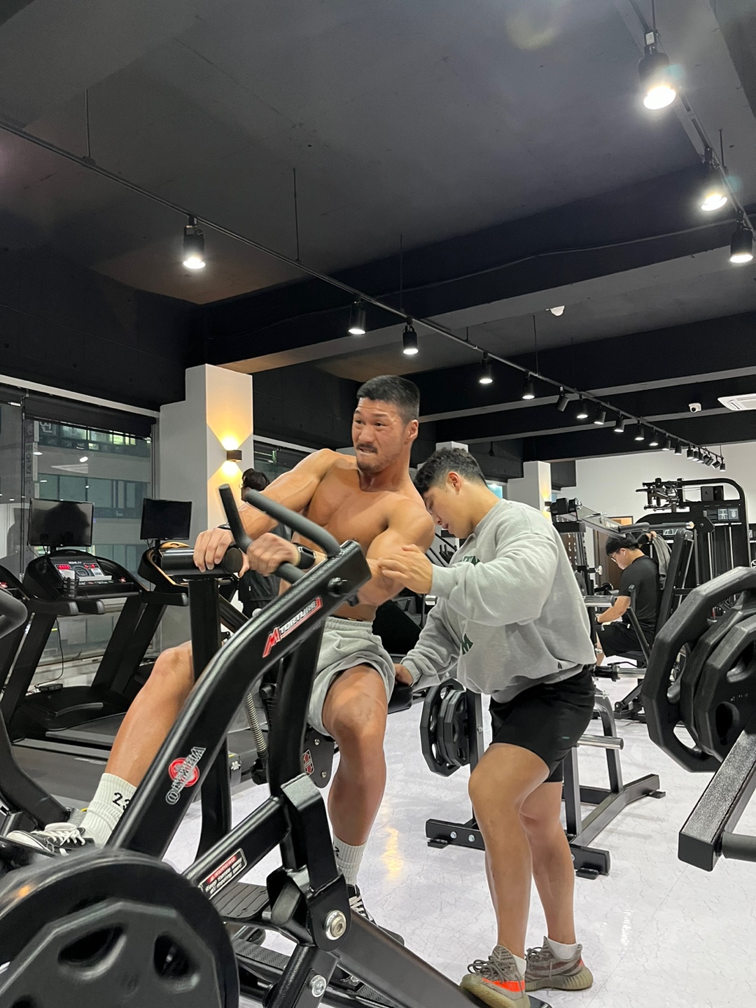올나잇짐 24시 헬스 PT 죽전점
