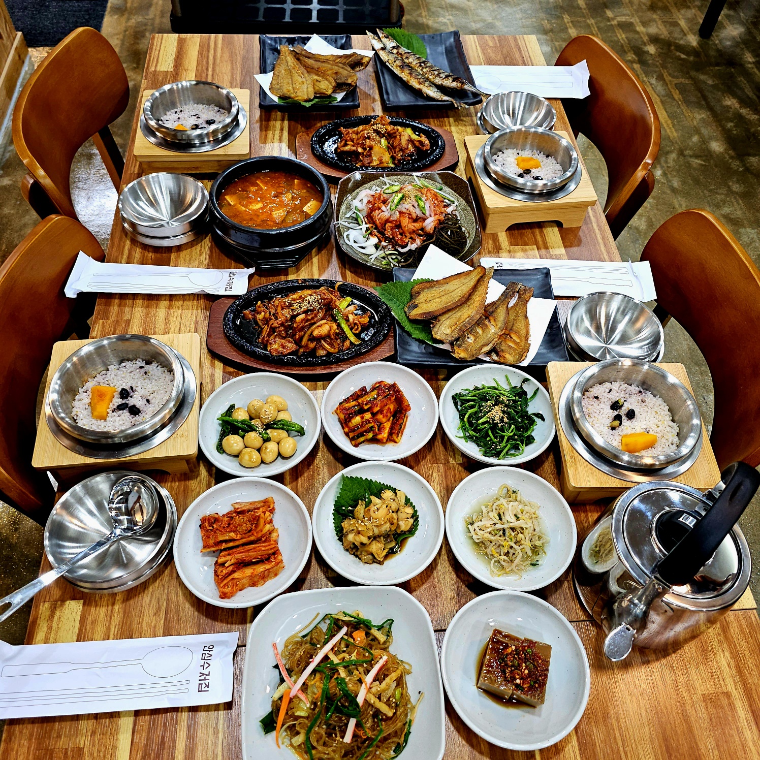 일품솥밥 설명사진