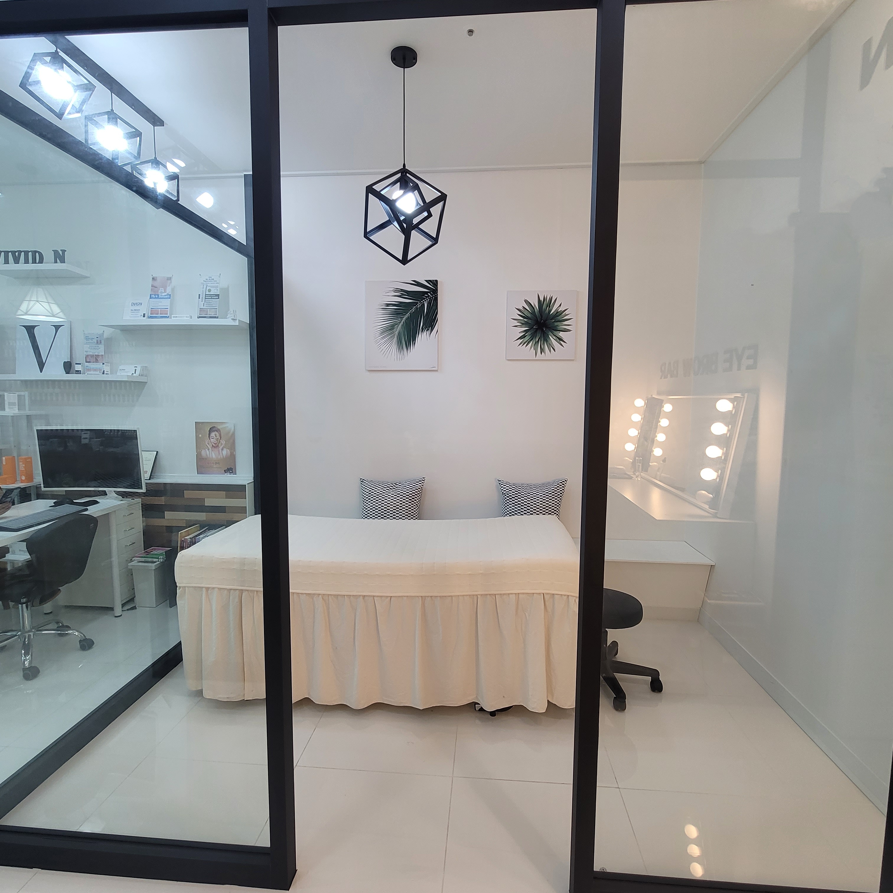 비비드앤 photo 5
