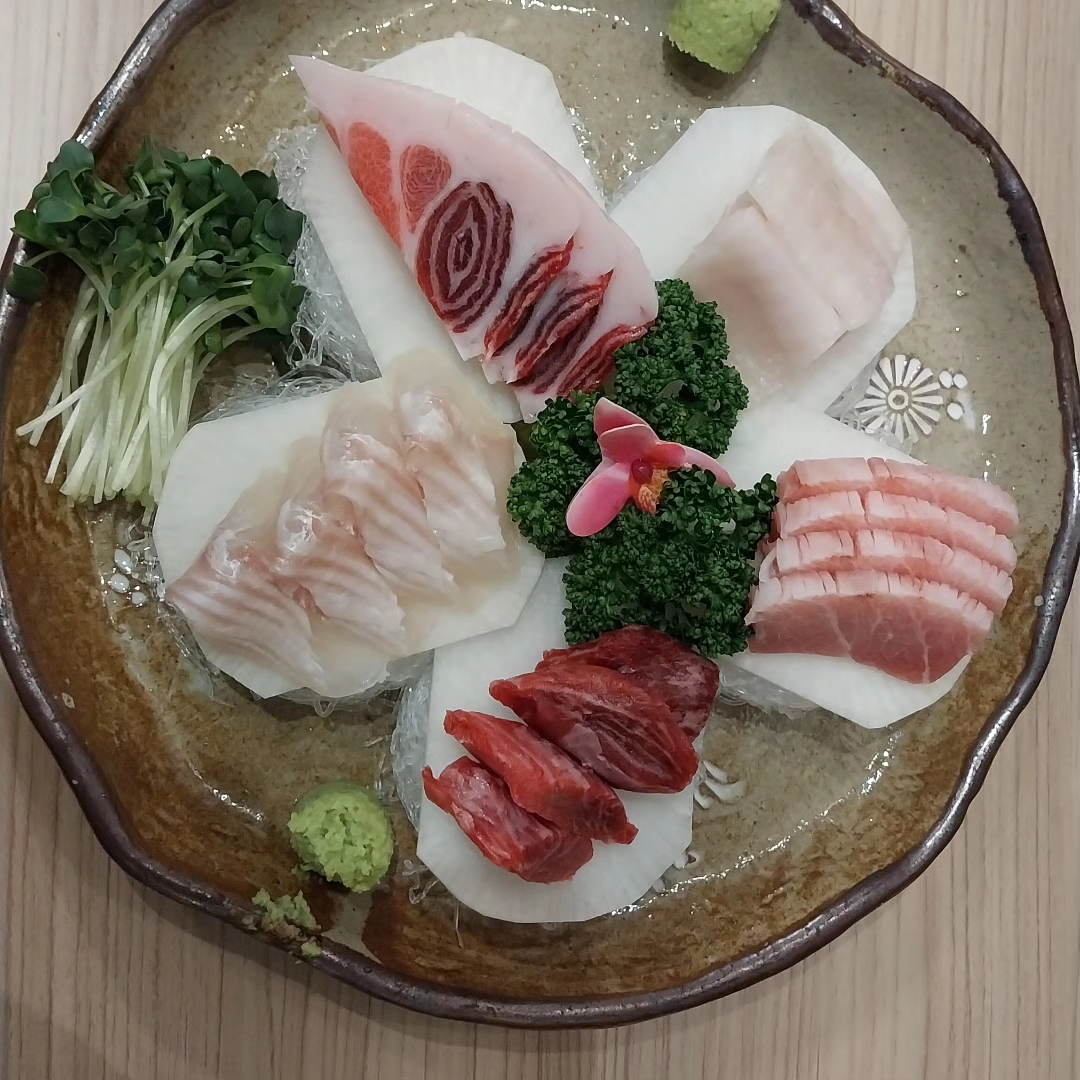 봄스시참치