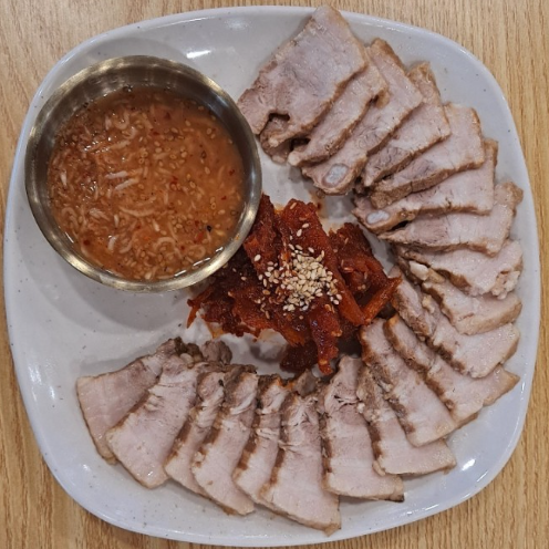 자유로 막국수