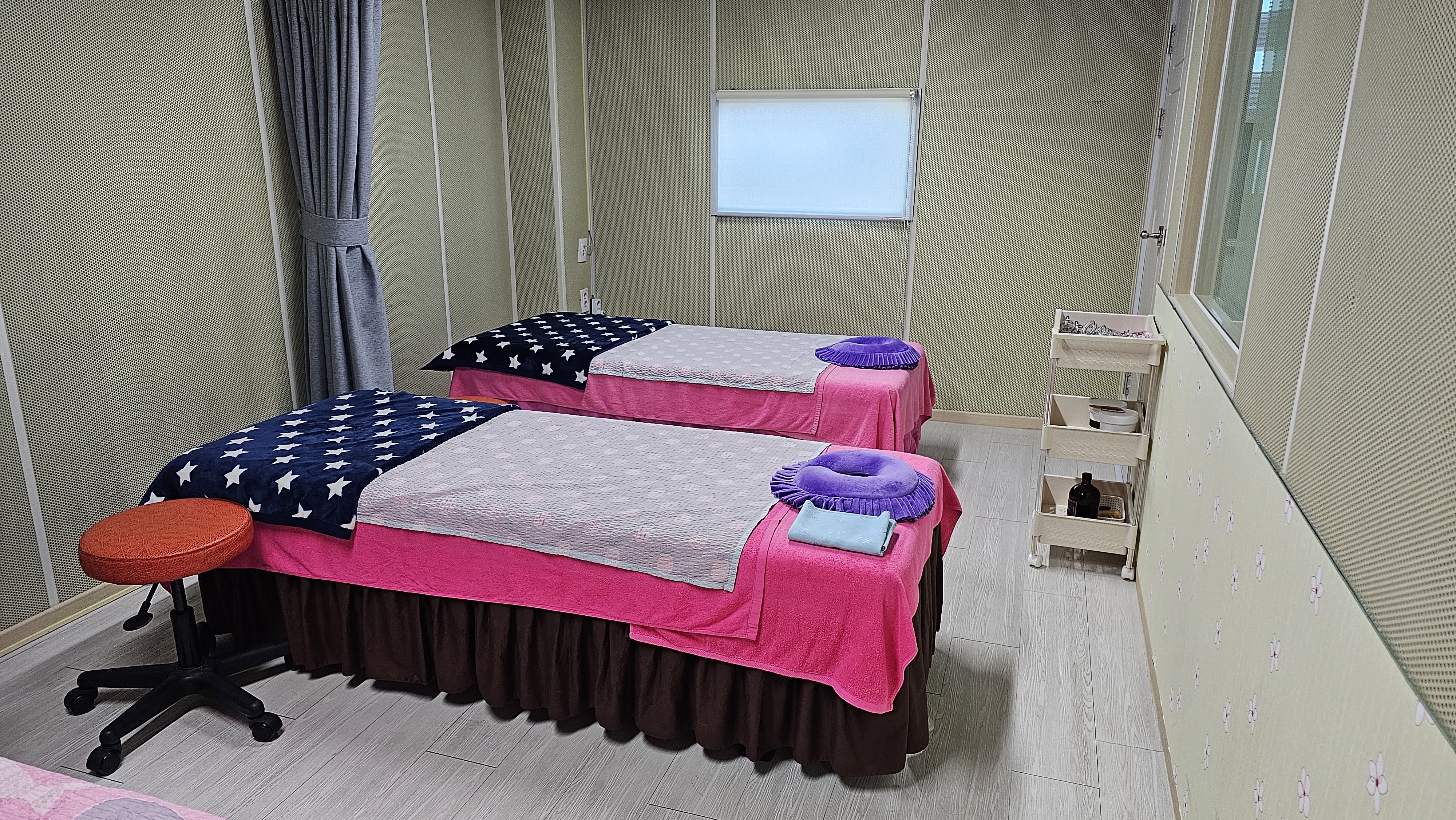 신통방통마사지 photo 3