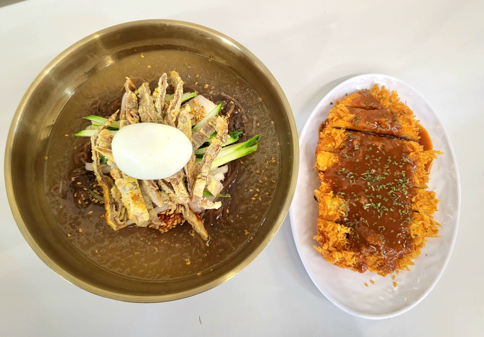 강씨네아천칡냉면&왕돈까스