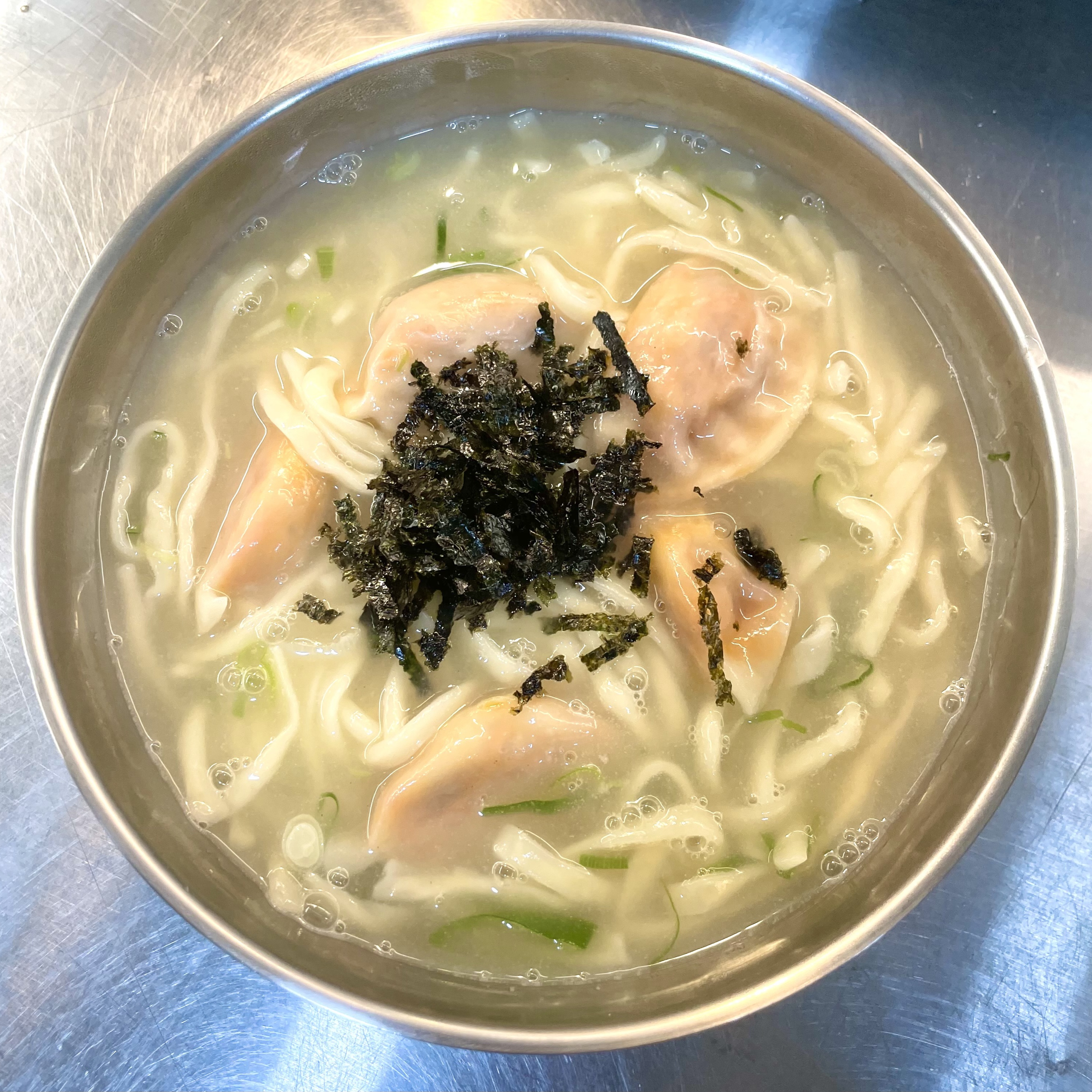 이담 닭 칼국수