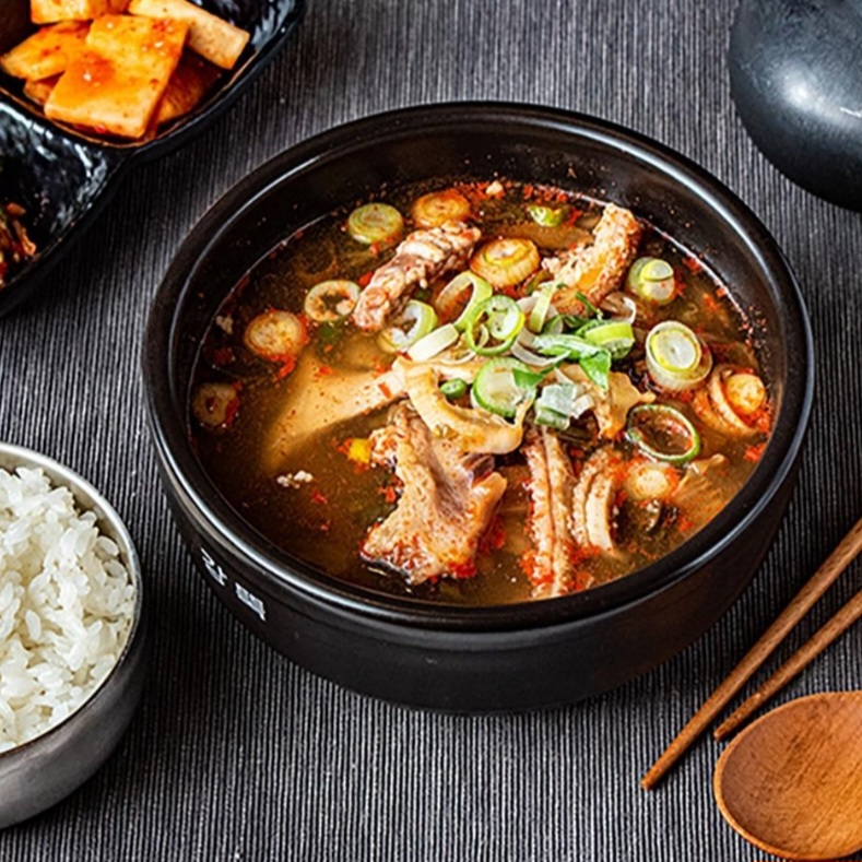 한뚝수육국밥 대동식당 아양점