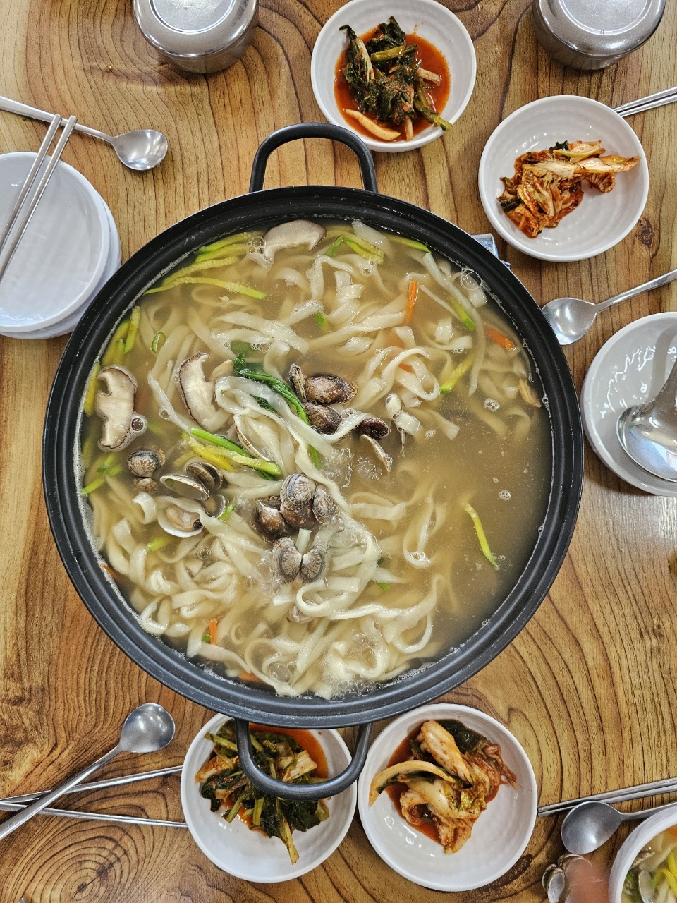 강화도으뜸바지락칼국수