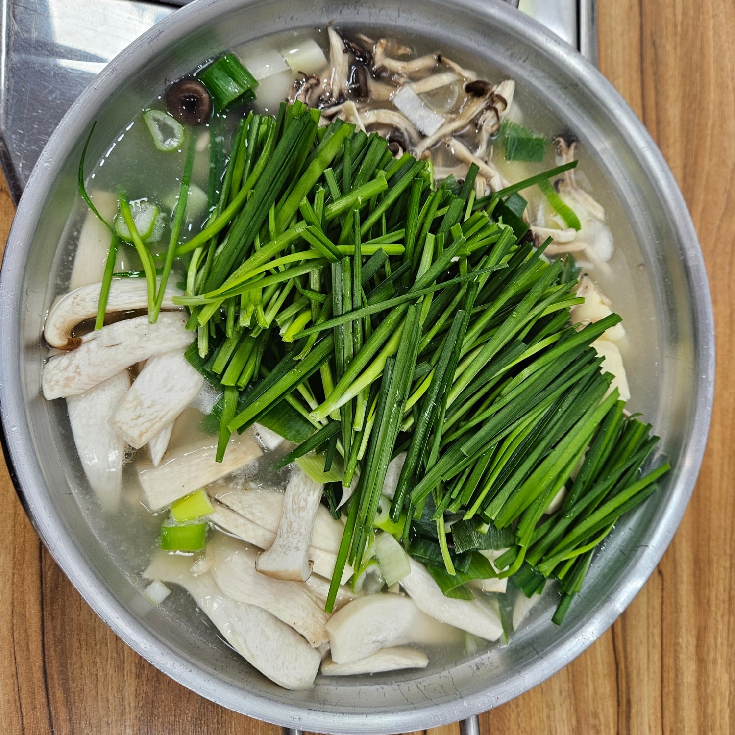 한울 닭한마리칼국수