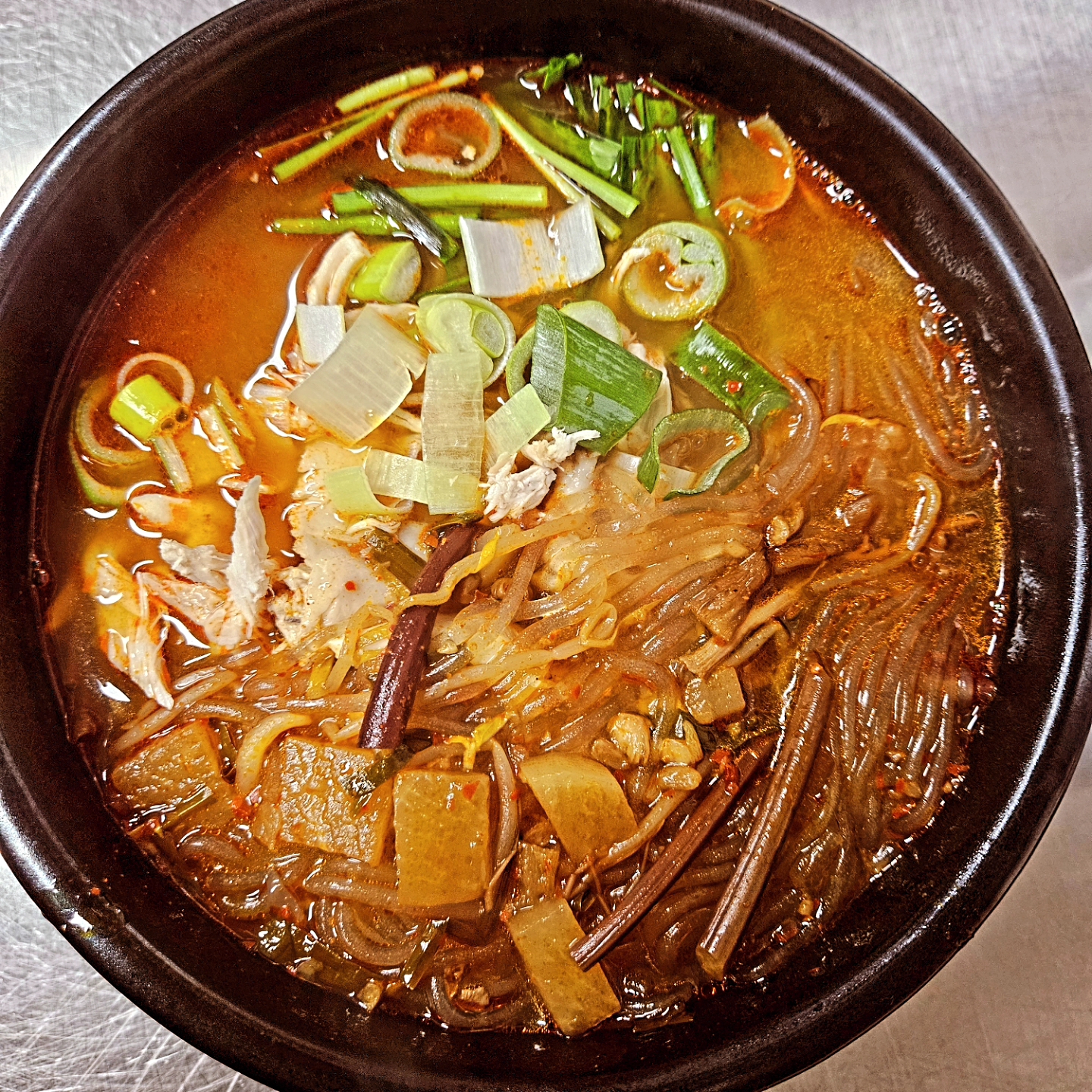 한울 닭한마리칼국수