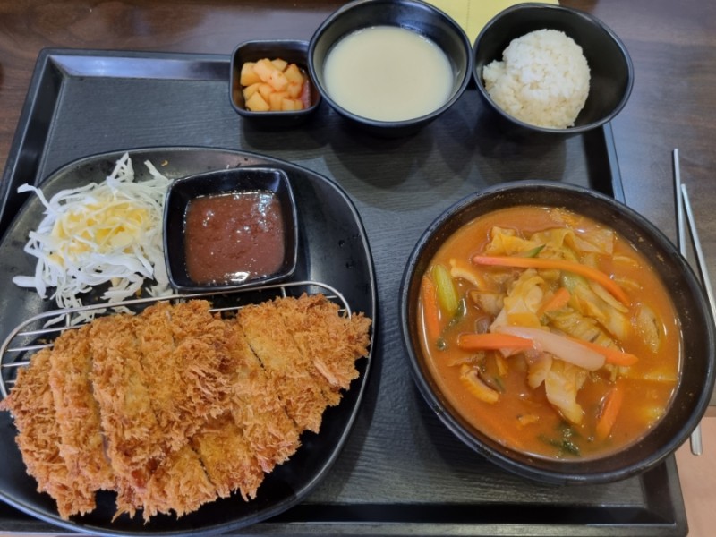 포천팔공짬뽕수제돈까스