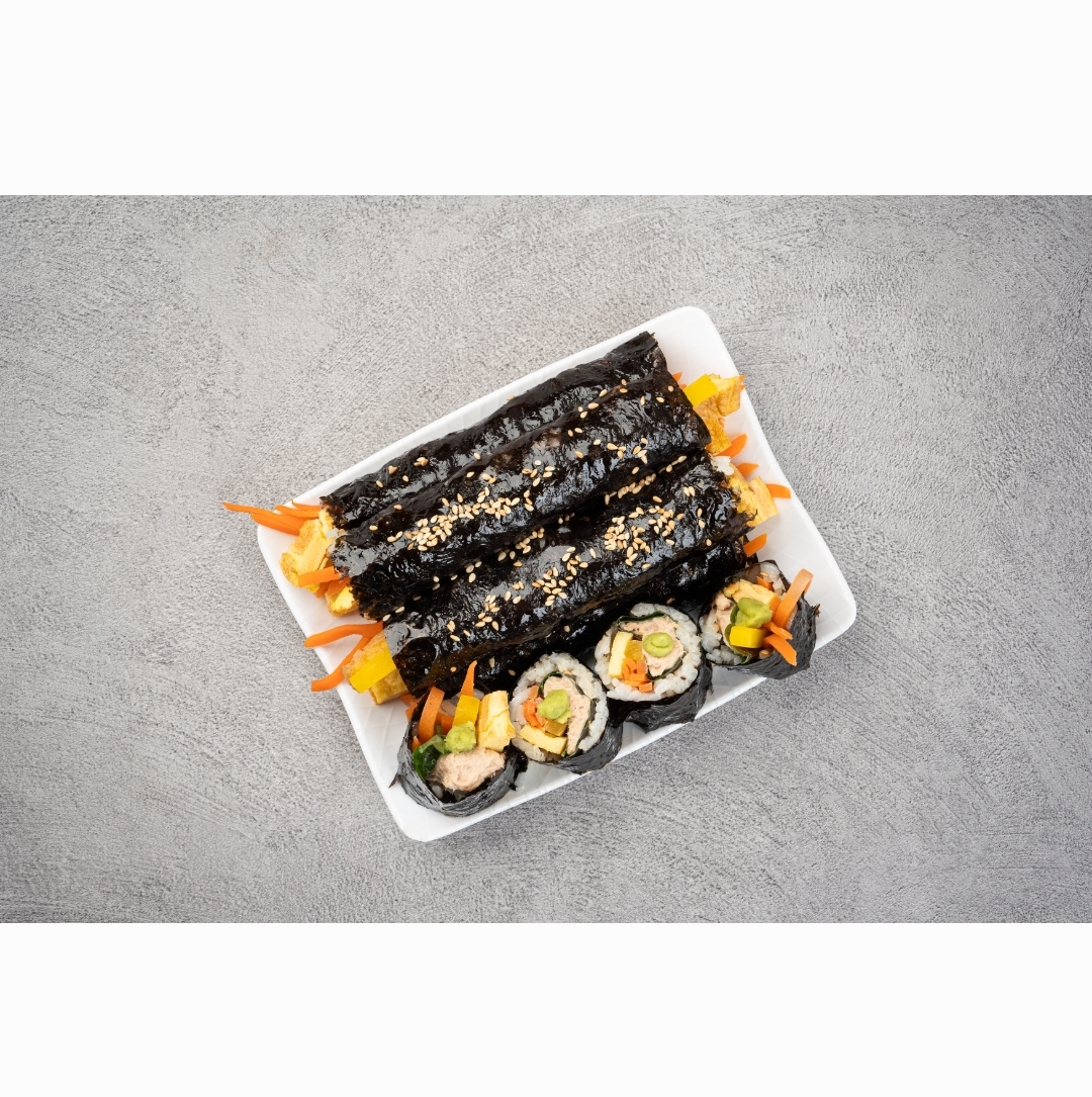김밥먹는 백설공주